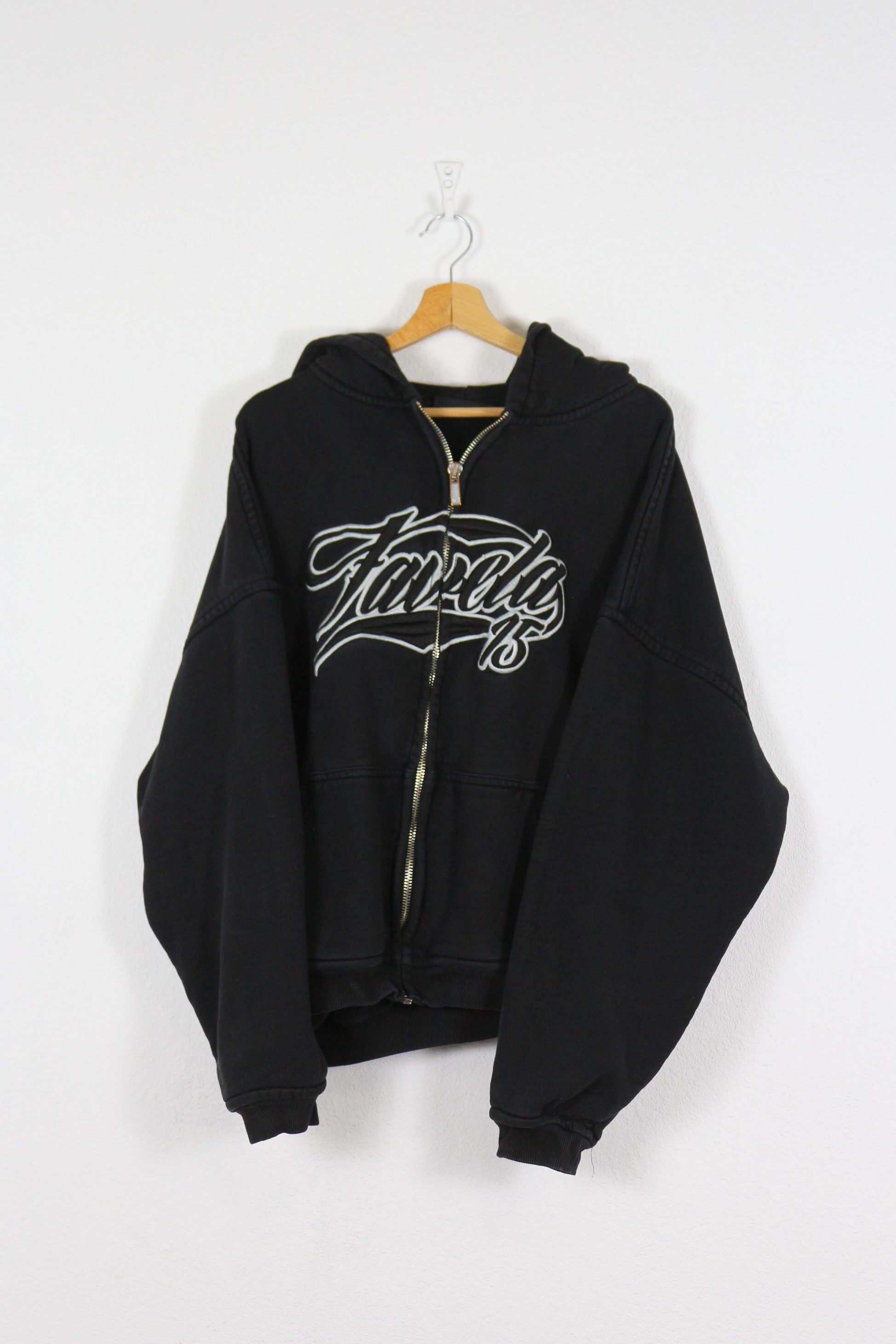 FAVELA × Vintage FAVELA Logo Skateboarding Zip Boxy Hoodie NZ Size US M / EU 48-50 / 2 - 1 Thumbnail