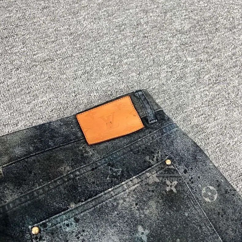Louis Vuitton Louis Vuitton Tie-dyed starry sky full-print jeans Size US 38 / EU 54 - 4 Thumbnail