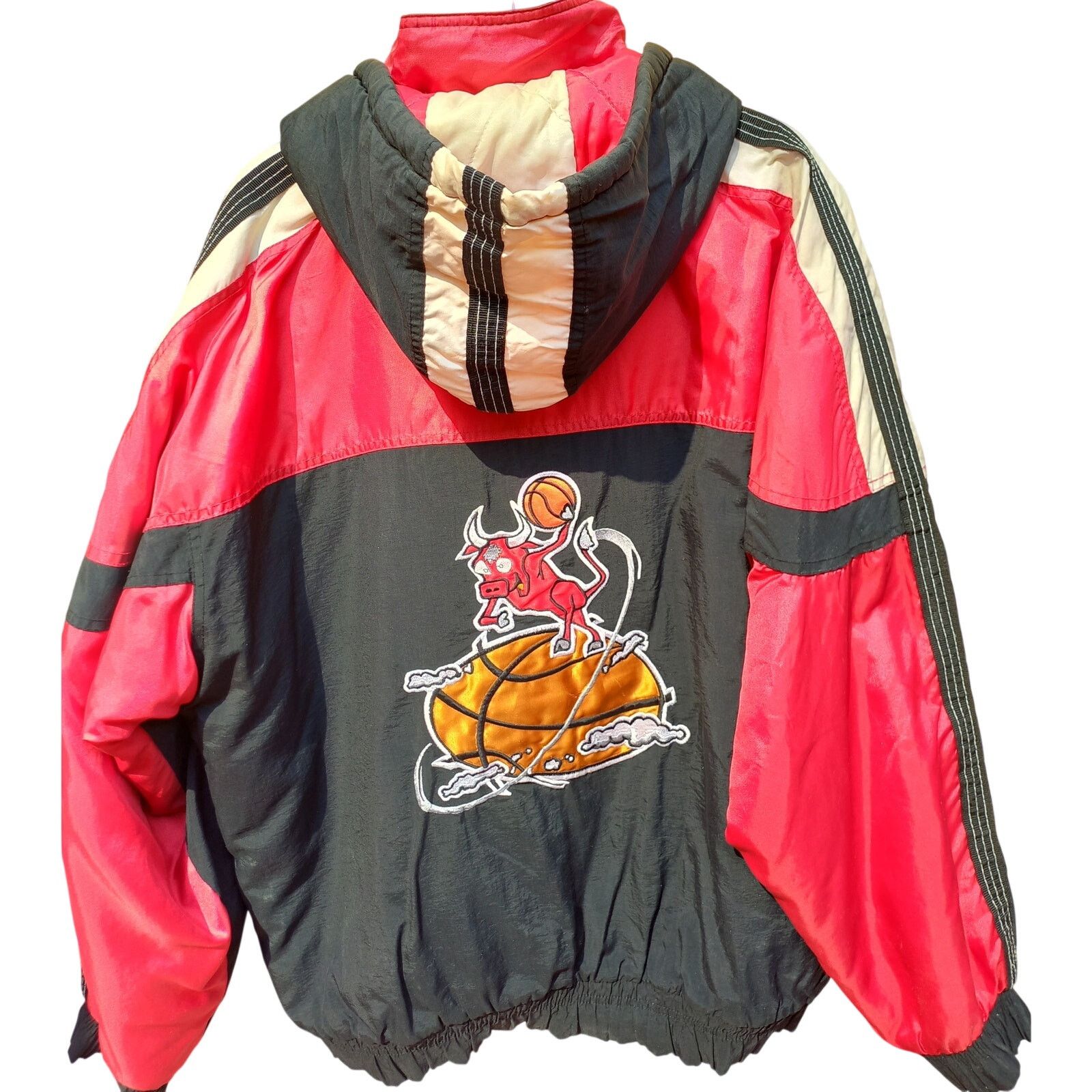 NBA × Starter Chicago Bulls 90s puffer "Baby Calf" blk red NBA vintage Size US XL / EU 56 / 4 - 1 Thumbnail