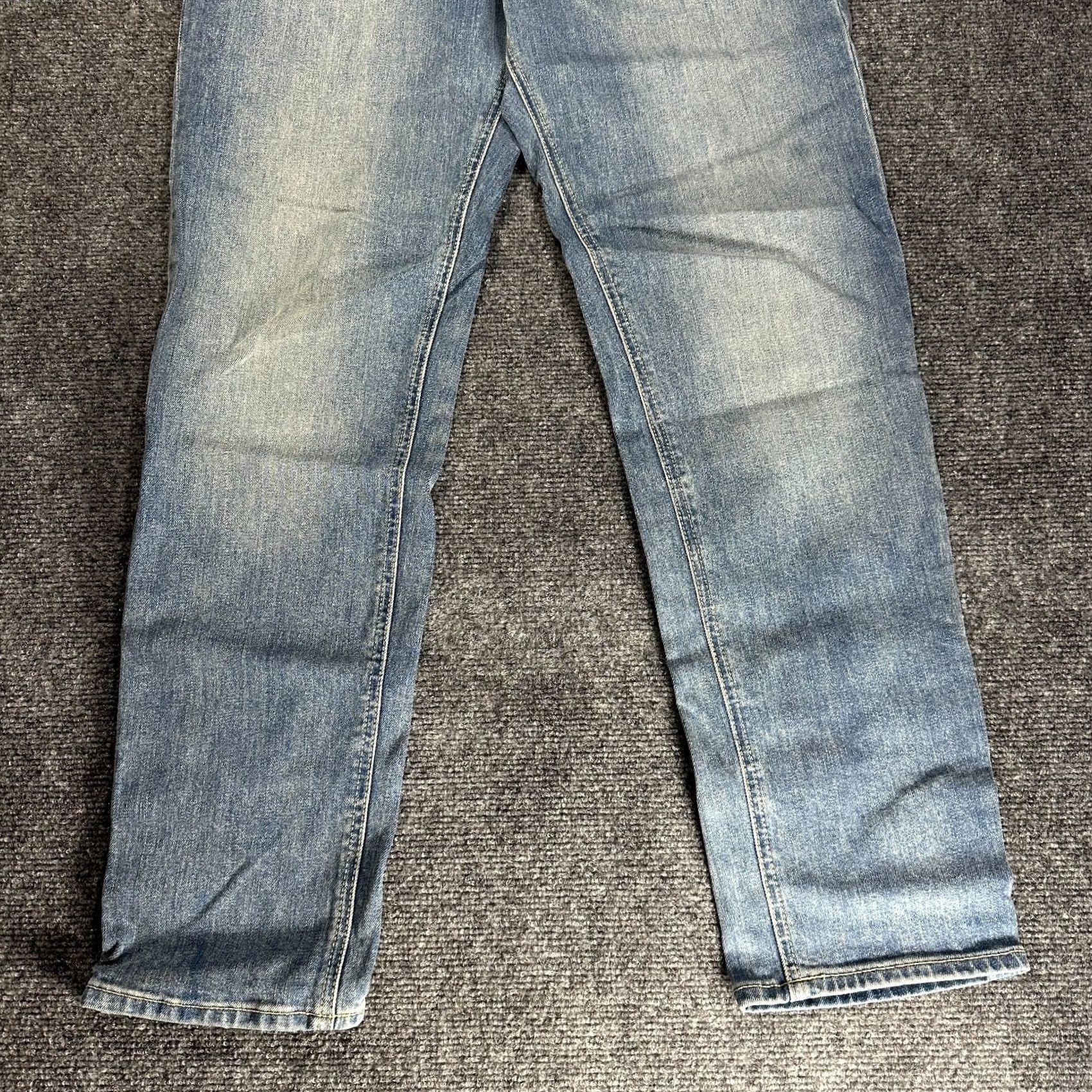 Asos ASOS Jeans Mens 32 X 31 Light Blue Wash Cotton Stretch Straight Leg Pockets 5-Pocket Design Denim Size US 32 / EU 48 - 2 Thumbnail
