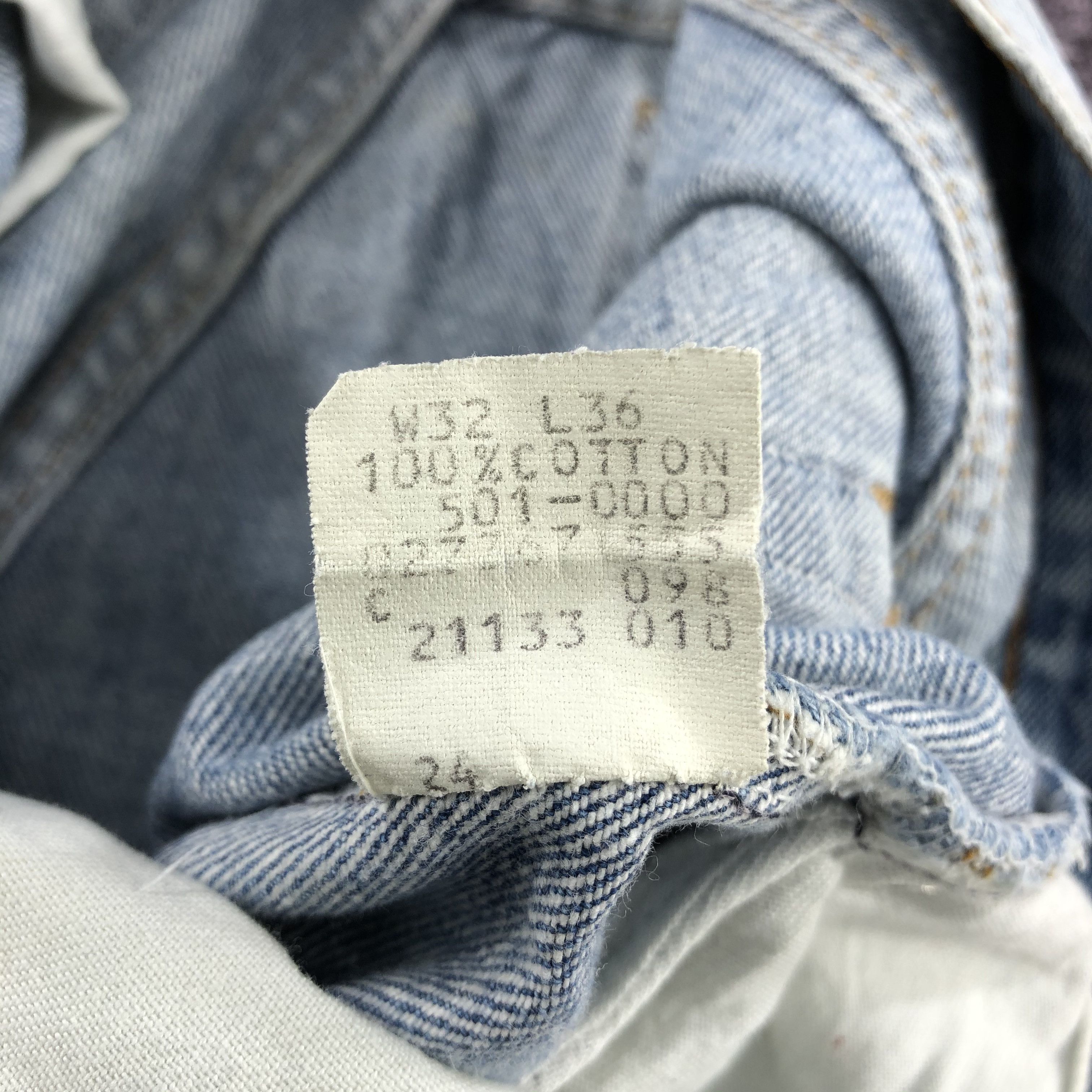 Levi's Vintage 80s Light Wash Levis 501 Jeans-JM2247 Size US 30 / EU 46 - 11 Thumbnail