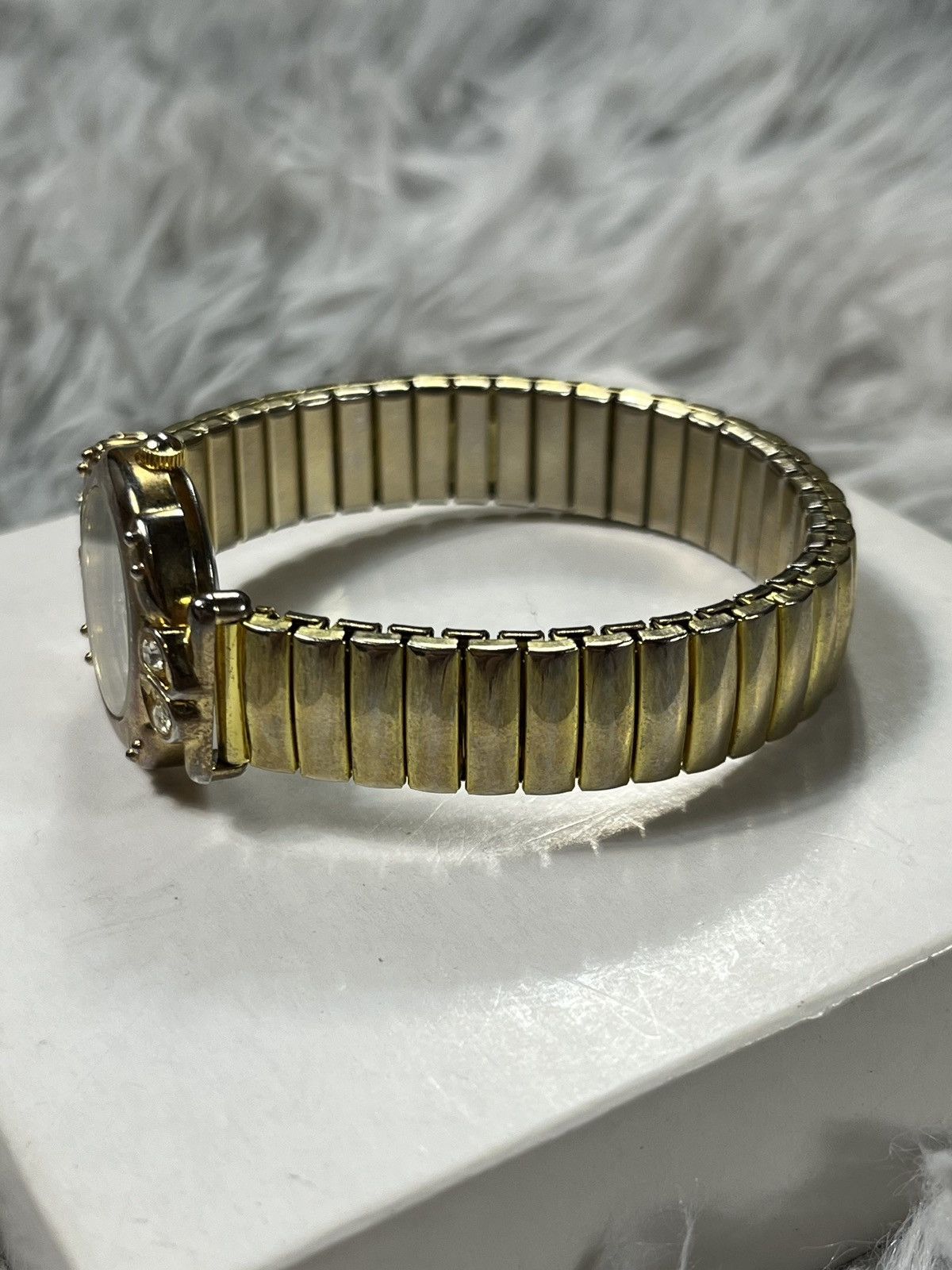 Jewelry Omax Gold & Purple Ladies’ Bracelet Watch – Japanese Brand Size ONE SIZE - 11 Thumbnail
