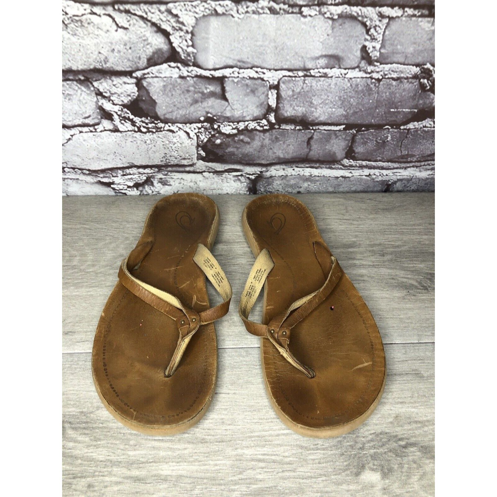 Olukai OluKai Kapehe Luana Sahara Brown Leather Flip Flop Sandals W Size US 7 / IT 37 - 1 Thumbnail