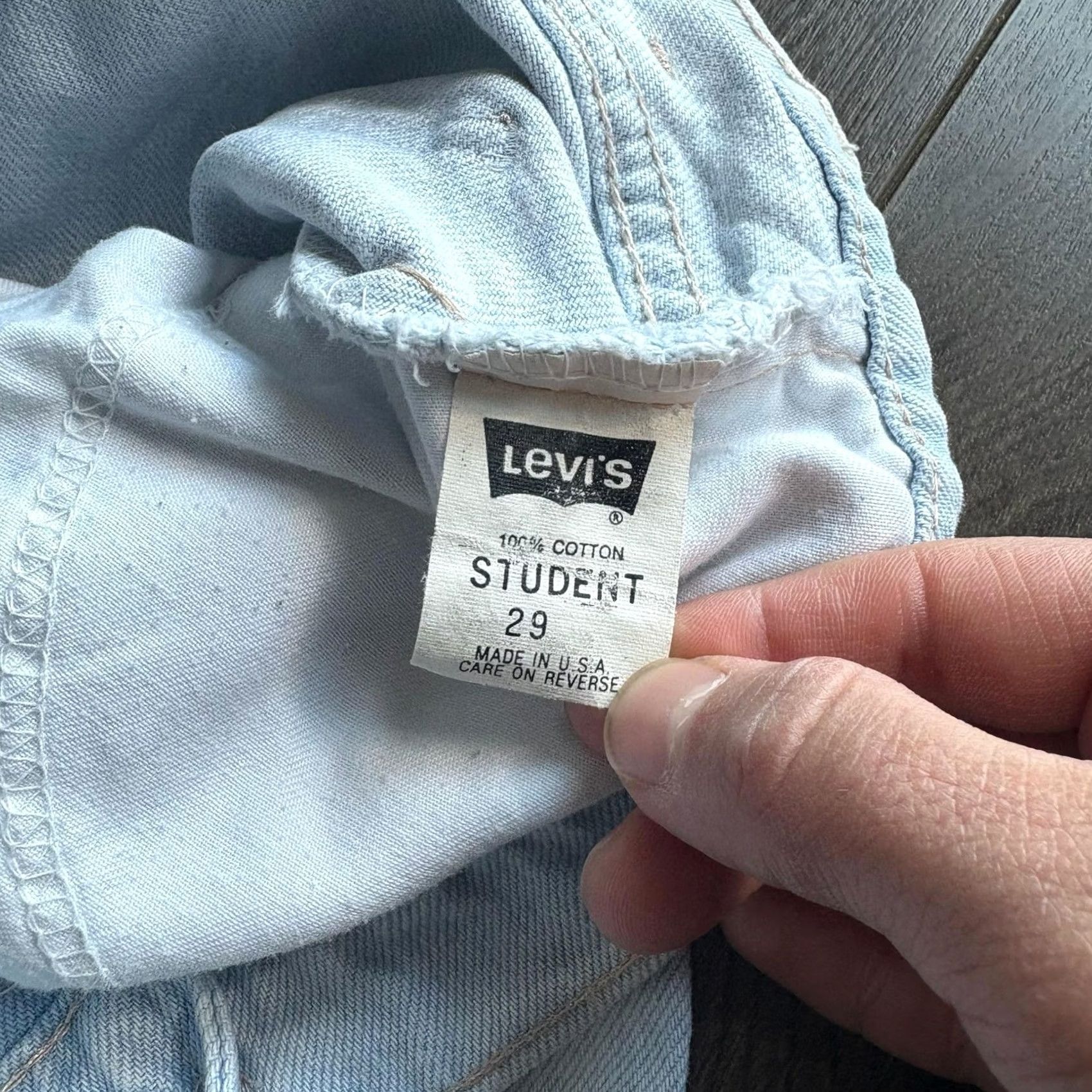 Levi's VINTAGE Levi's 550 Shorts Bermuda Light Denim 29 Women USA Jorts Five-Pocket Pocket Distressed Cutoff 1989 Mens Womens Boys Girls Size 29" - 4 Thumbnail