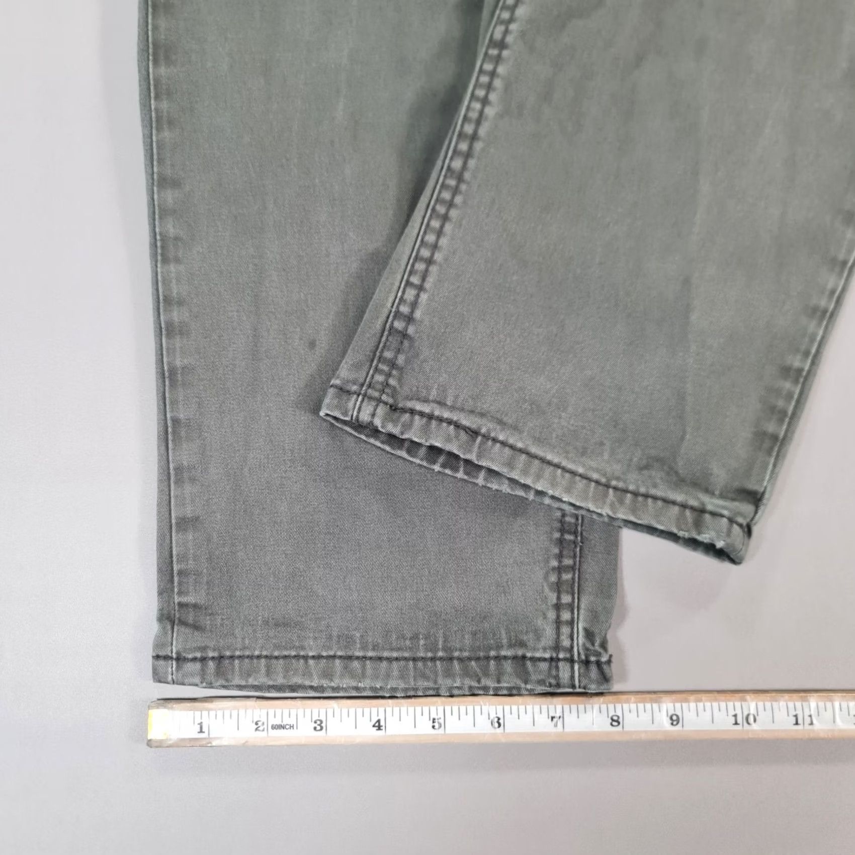 Levi's Levis 541 Jeans Grey Denim Athletic Fit Straight Leg 34W 28L Stretch Cotton Elastane 5-Pocket Mens Size US 34 / EU 50 - 7 Thumbnail