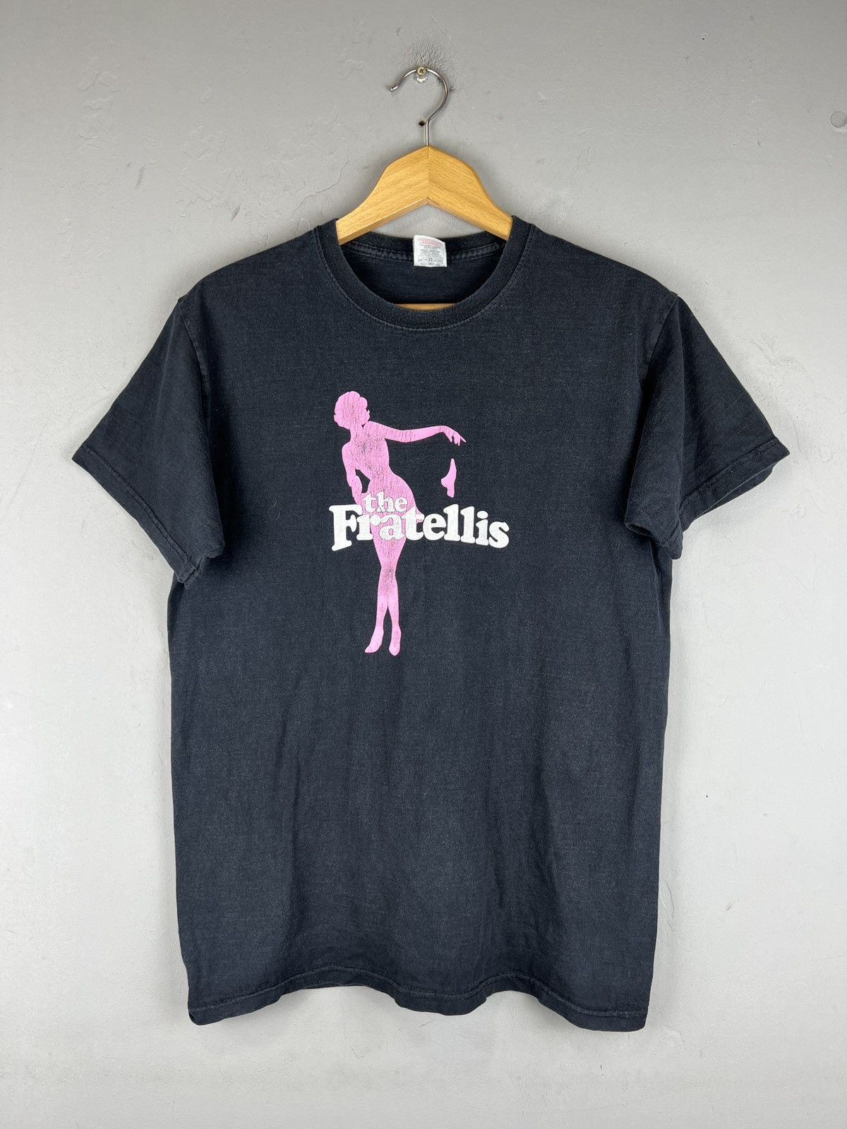 Band Tees × Vintage Vintage 00s The Fratellis Pink Woman What Shape Would You Be Size US M / EU 48-50 / 2 - 1 Thumbnail