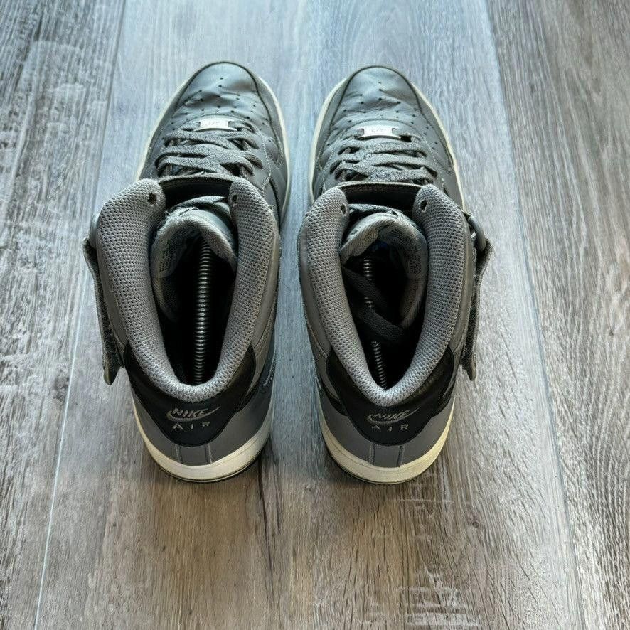 Nike NIKE • Air Force 1 Mid "Cool Grey" (10M) Size US 10 / EU 43 - 12 Thumbnail