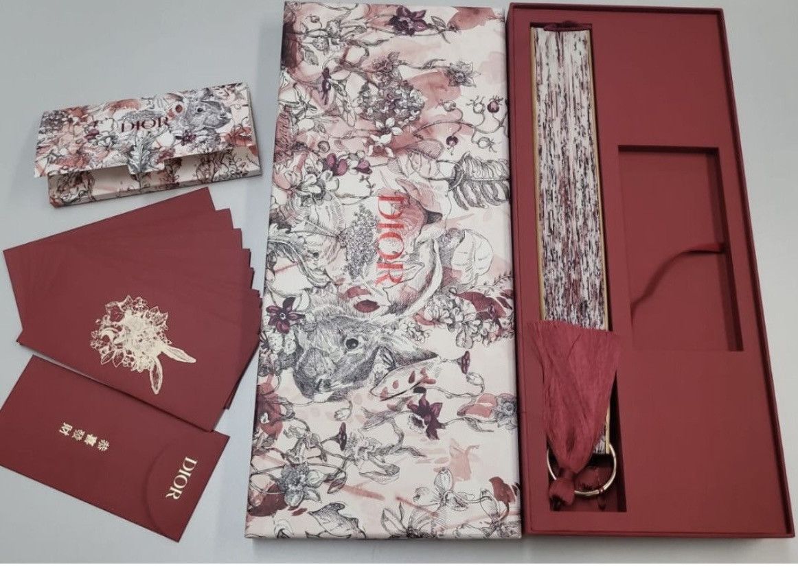 image of Bnwb Auth Christian Dior Cny Folding Fan Box Set in Red, Men's