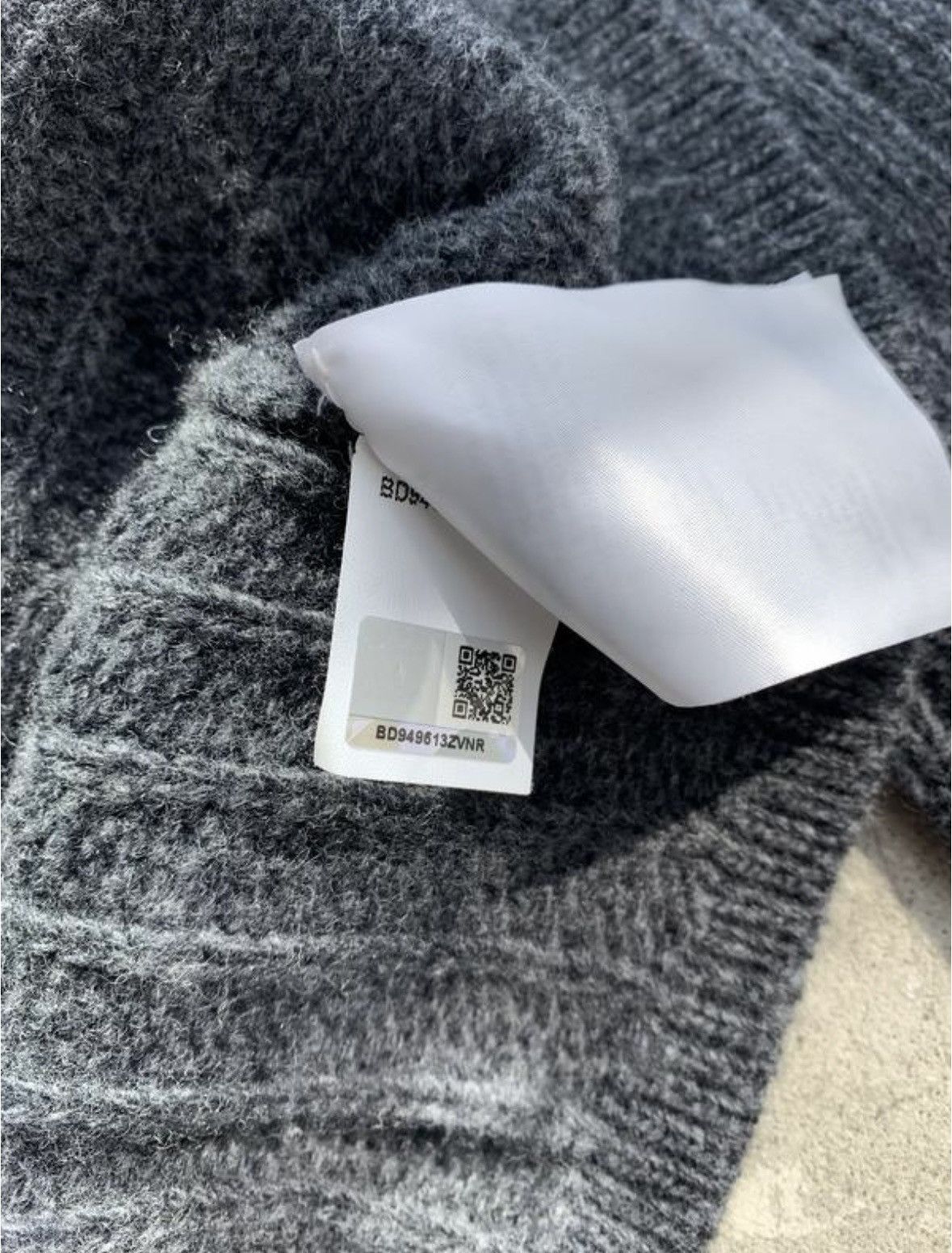 Moncler Moncler Wool and Cashmere cardigan Size M / US 6-8 / IT 42-44 - 7 Thumbnail