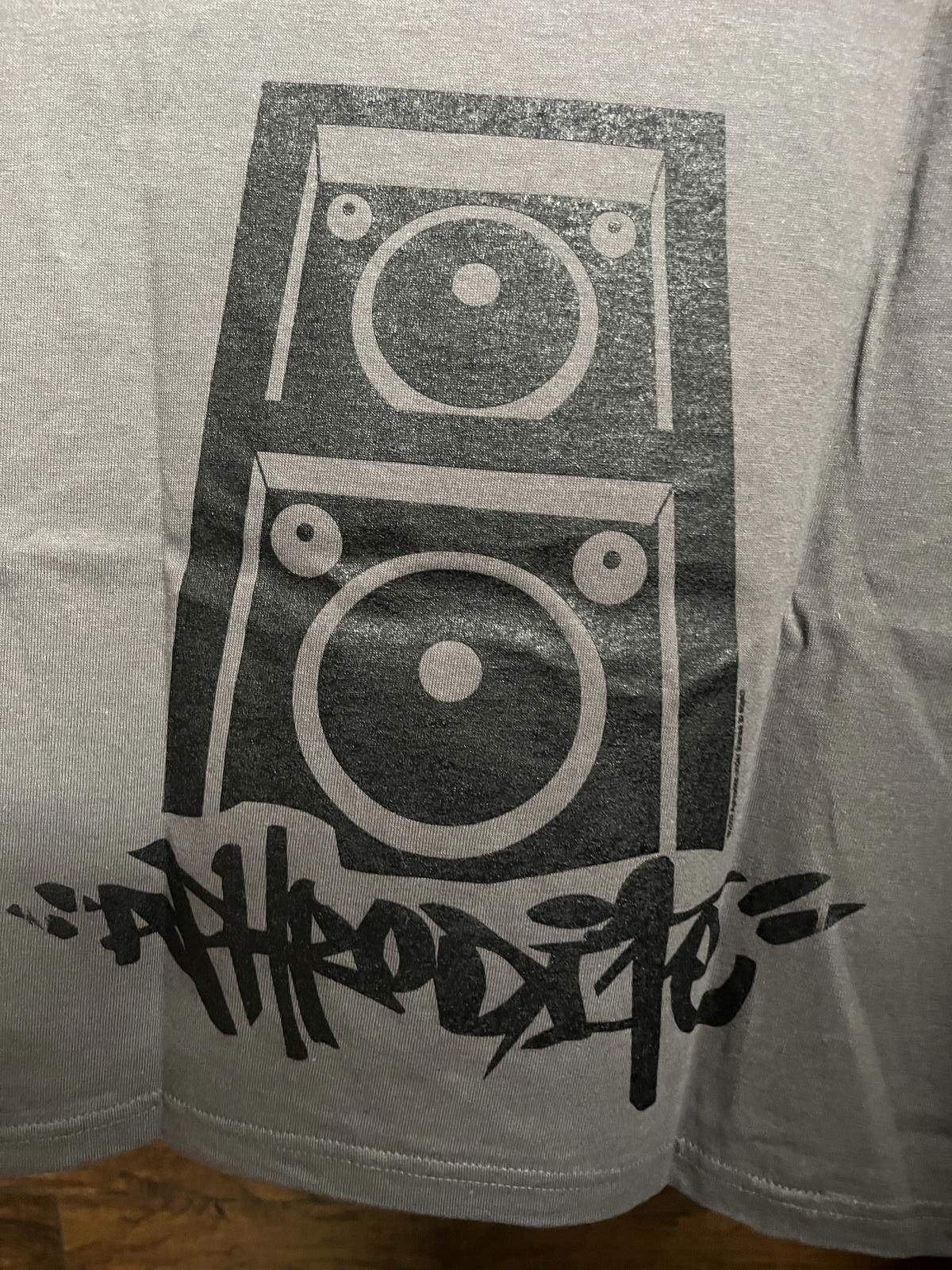 Designer Y2k Aphrodite Band T-shirt Album Aftershock Graffiti - M Size US M / EU 48-50 / 2 - 4 Thumbnail