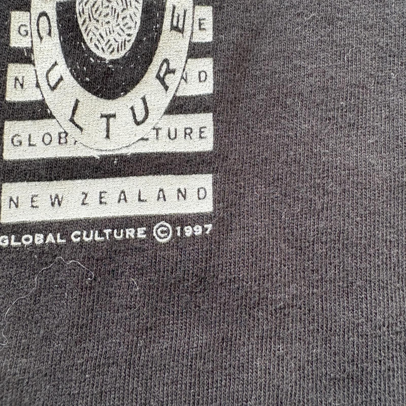Vintage Vintage 90s Global Culture New Zealand Rugby Beer Joke Shirt Size US XL / EU 56 / 4 - 7 Thumbnail