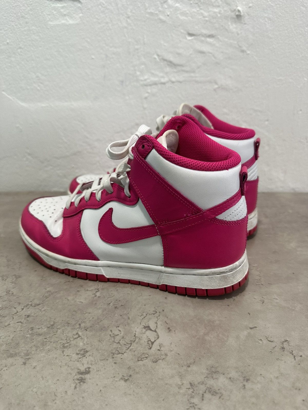 Nike Nike Dunk High PINK Size US 7 / IT 37 - 7 Thumbnail
