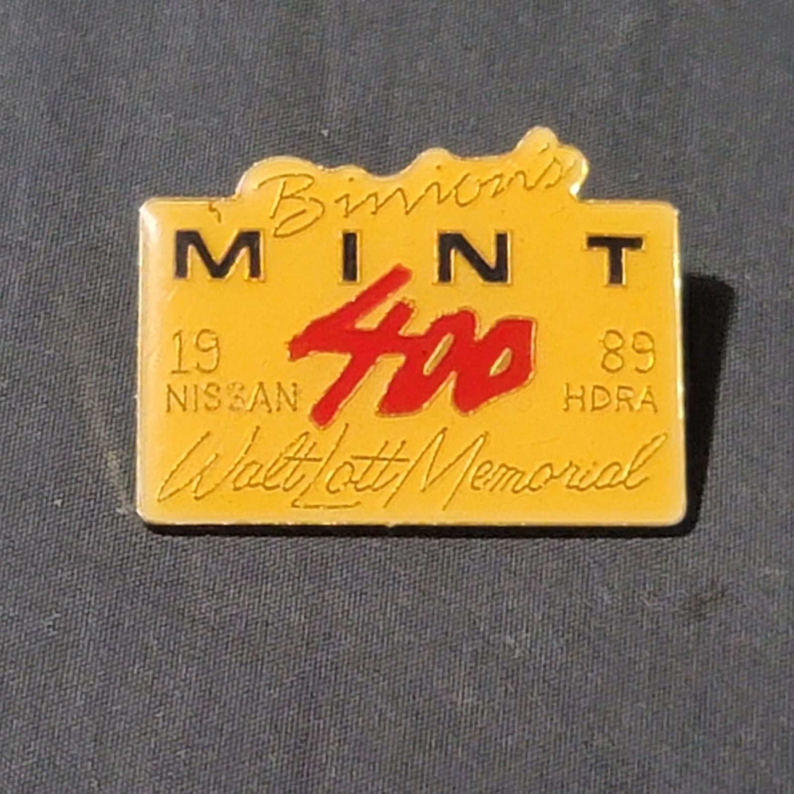 The Unbranded Brand Vtg '89 Binion's Mint 400 Nissan HDRA Walt Lott Memorial Pin Size ONE SIZE - 1 Thumbnail