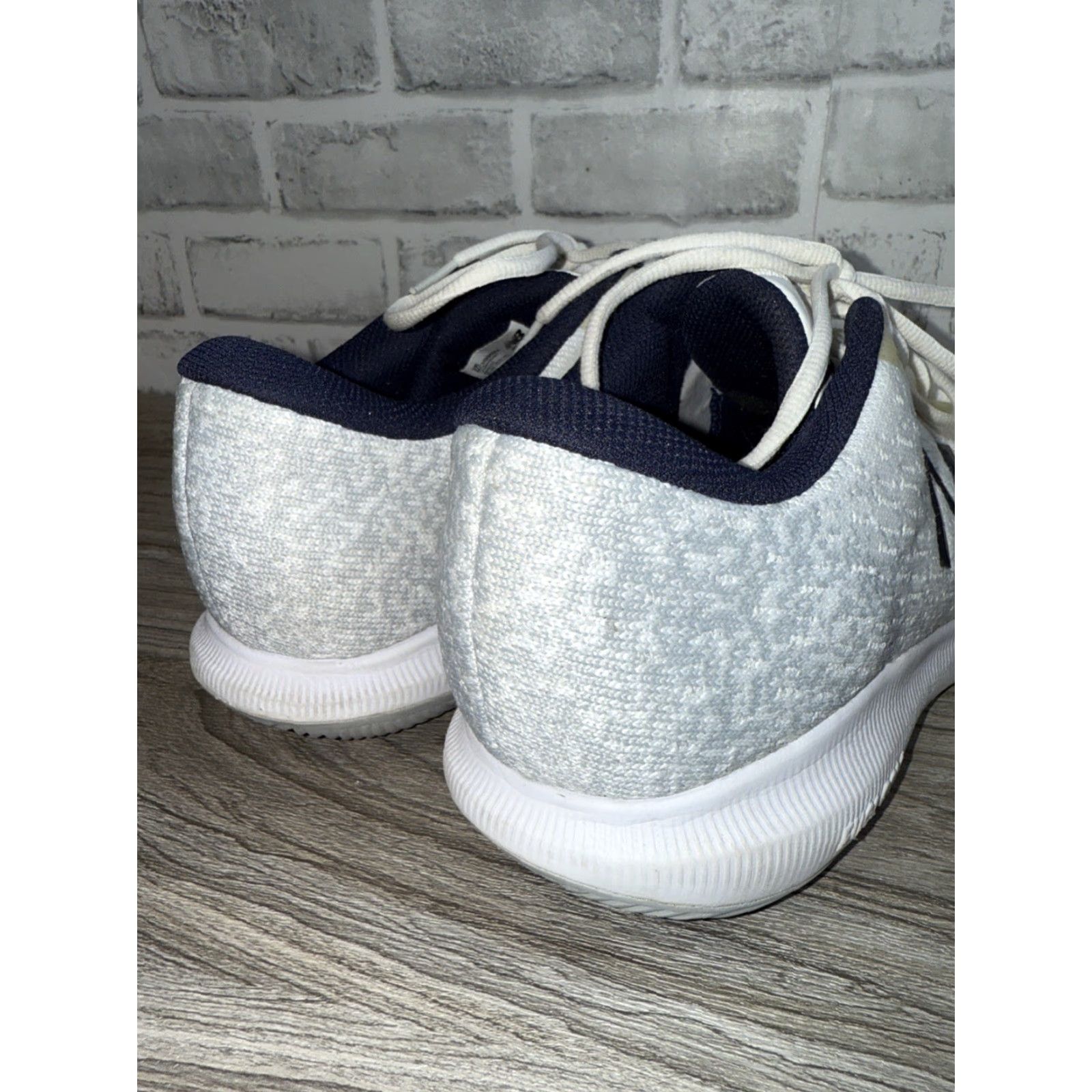 New Balance New Balance 996 Fuel Cell Lace Up Low Top Tennis Shoes Mens 14 EE White Sneaker Tennis Size US S / EU 44-46 / 1 - 5 Thumbnail