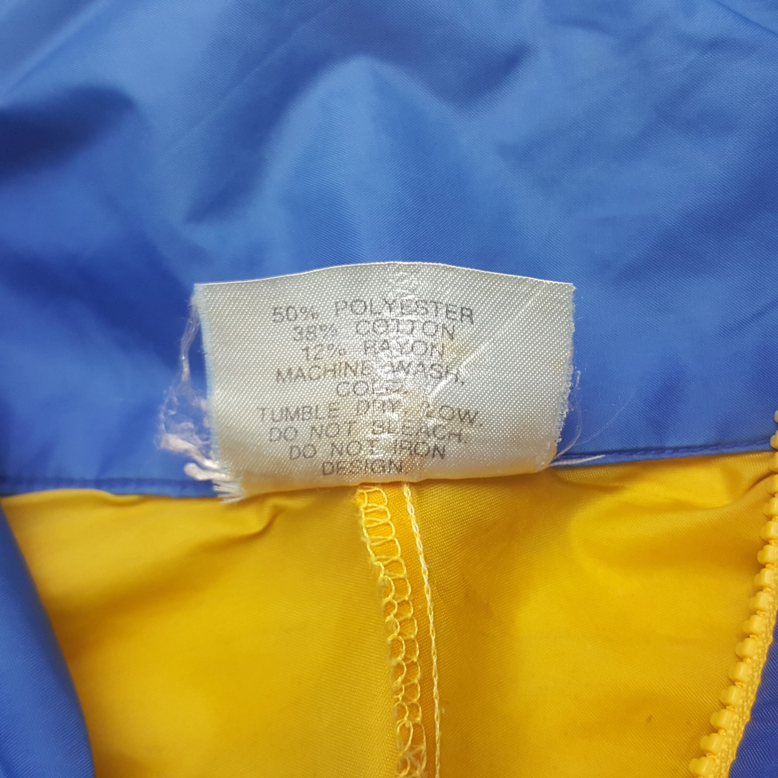 Nike Vintage Nike American Windbreaker Jacket RR10 Size US L / EU 52-54 / 3 - 9 Thumbnail