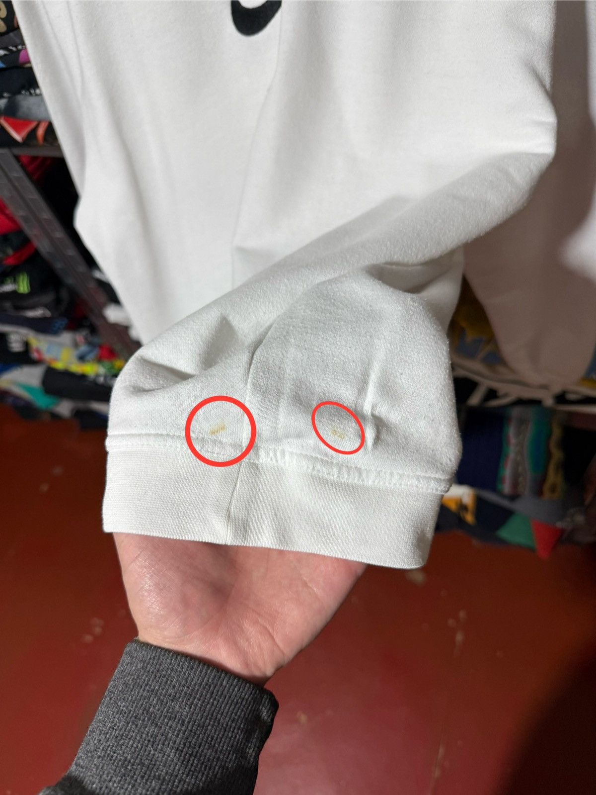 Nike Vintage 90’s Nike Big Center Logo Swoosh Sweatshirt Y2K Hype Size US M / EU 48-50 / 2 - 8 Thumbnail