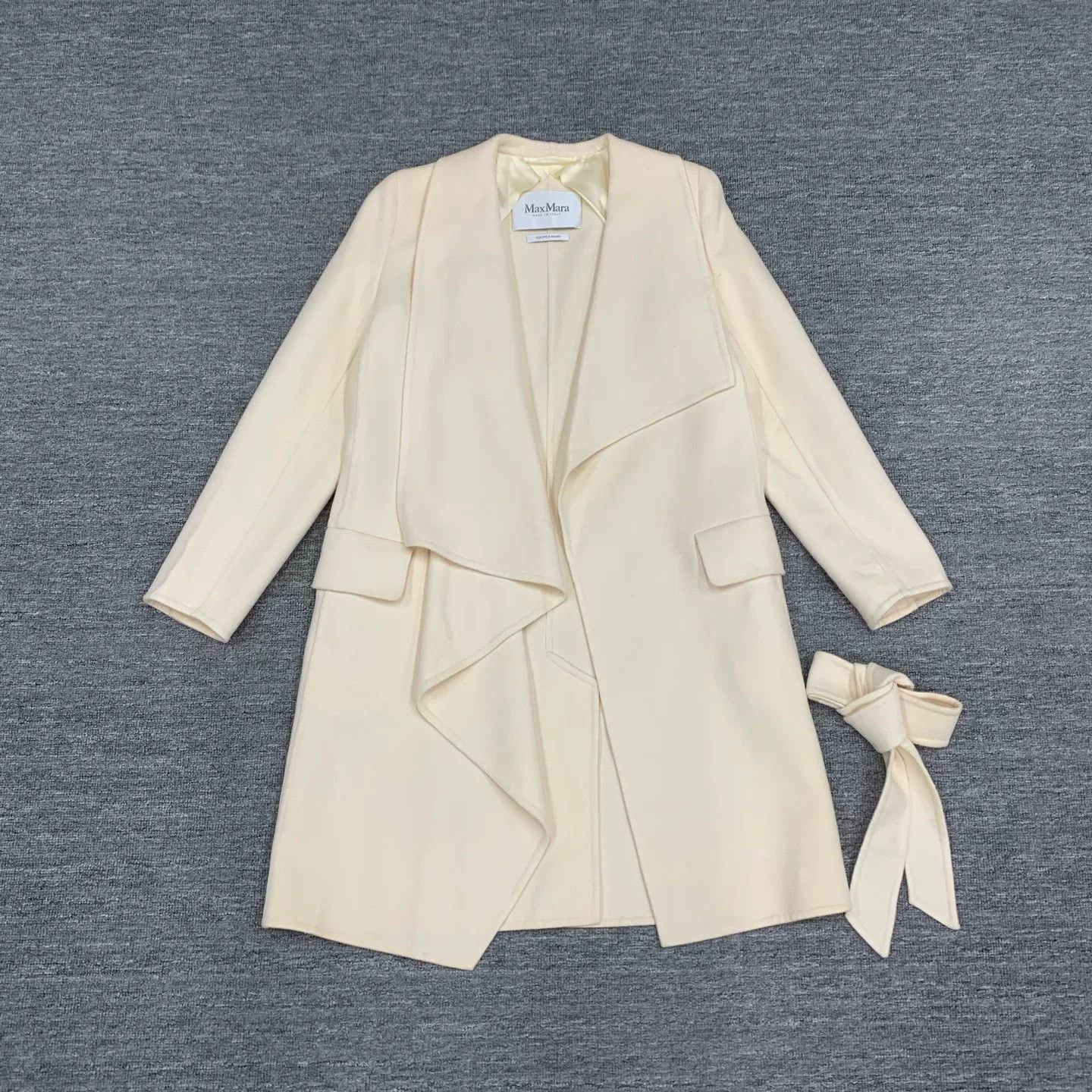 Max Mara Max Mara White Collar Belted Coat Size US XXS / EU 40 - 1 Thumbnail
