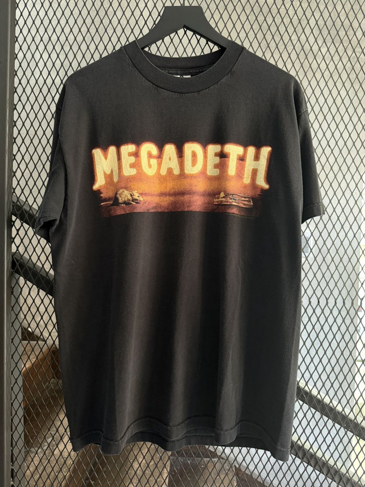 Megadeth Vintage 1999 Megadeth Rat Tour Tee Size US L / EU 52-54 / 3 - 1 Thumbnail