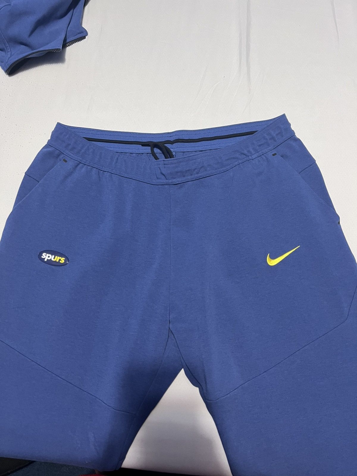 Nike Nike Tech Fleece x Tottenham Hotspurs Size US XL / EU 56 / 4 - 6 Thumbnail