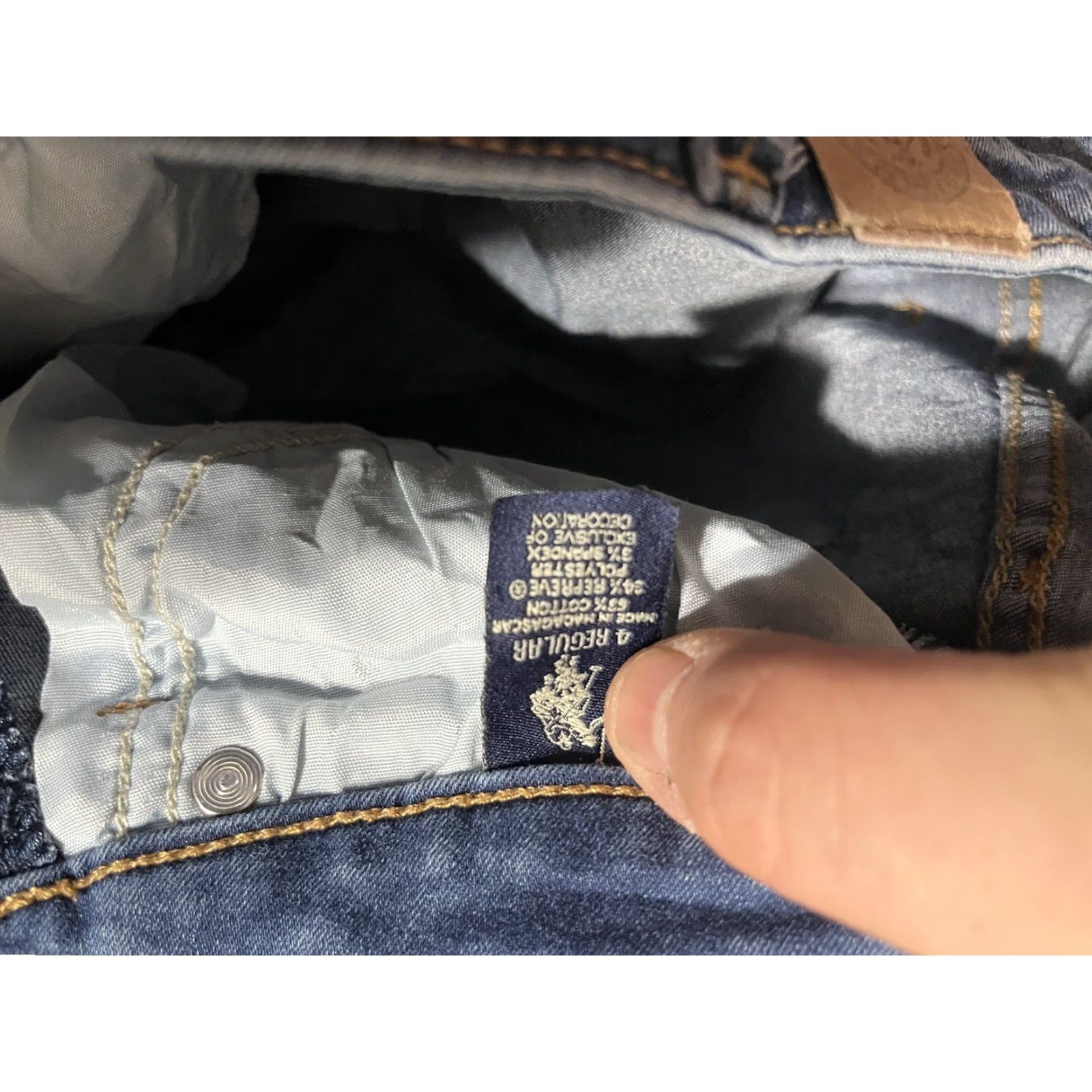 Vintage US Polo Assn Jeans Women Size 4 Regular Skinny Dark Wash Denim 5-Pocket Logo Zipper Button Belt Loops Jegging 90s City USA Classic Distressed Blue Size 27" / US 4 / IT 40 - 6 Thumbnail