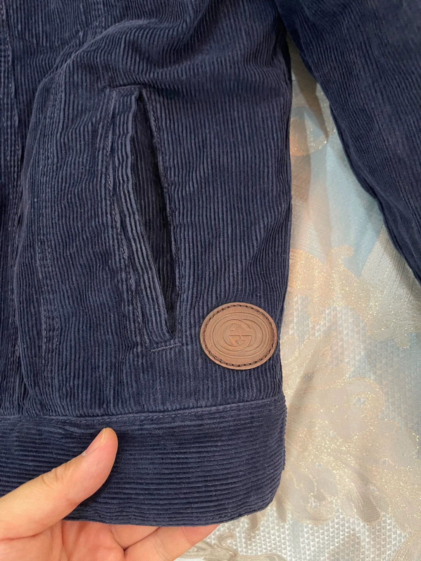 Gucci Gucci Double-Face Logo Corduroy Jacket 48 Worn Size US M / EU 48-50 / 2 - 6 Thumbnail