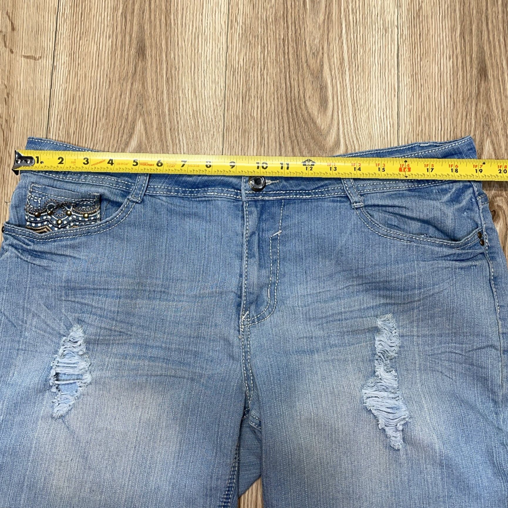 Vintage VINTAGE Dots Boyfriend Jean Shorts Stretch Distressed Embroidered Blue Size 16 Womens Size 38" / US 16 / IT 52 - 3 Thumbnail