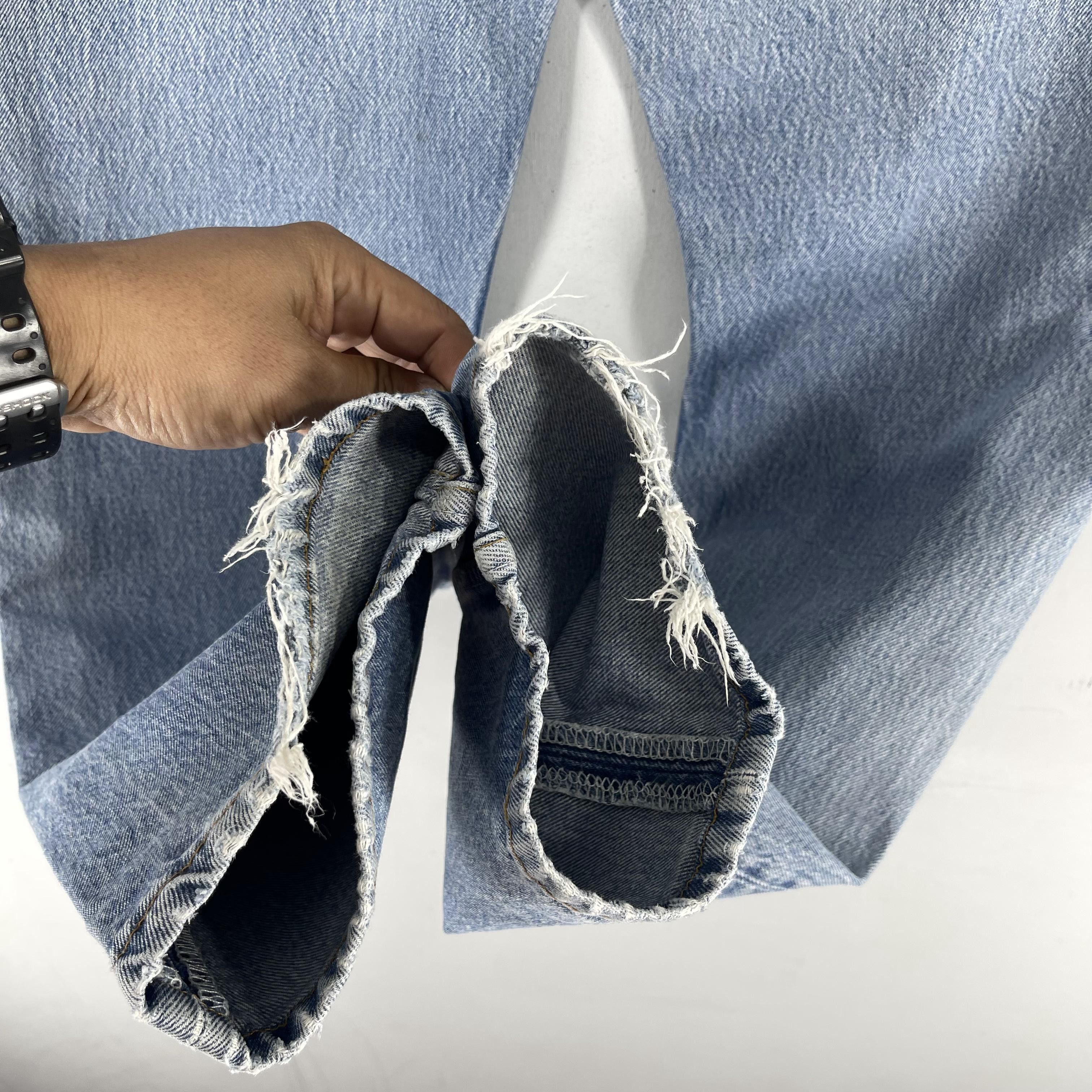 Levi's × Vintage W33 L30 Vintage Levis 501 Usa Distressed Knee Ripped Jeans Size US 33 - 12 Thumbnail