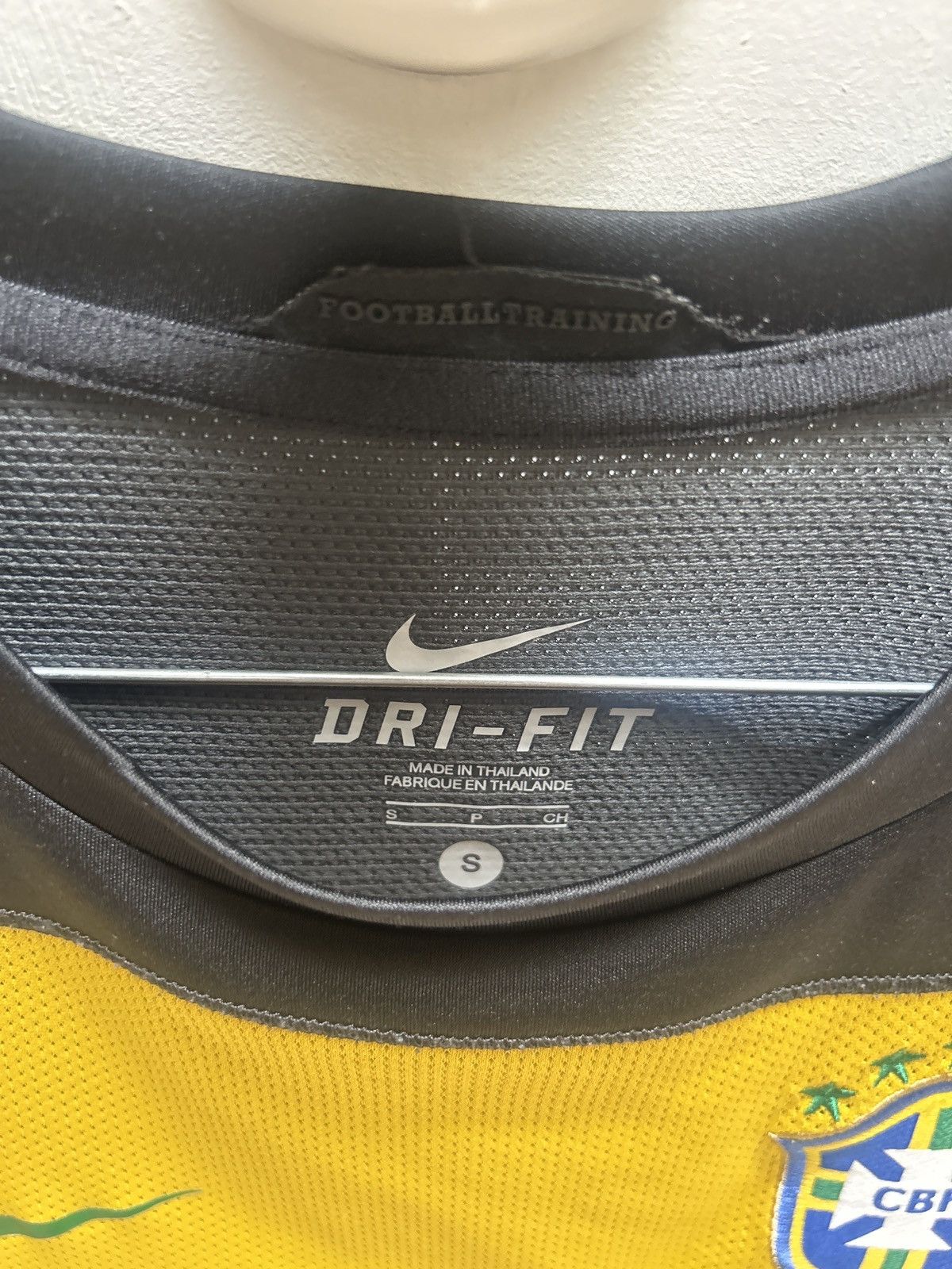 Nike Brazil 2000 practice jersey Size US S / EU 44-46 / 1 - 3 Thumbnail