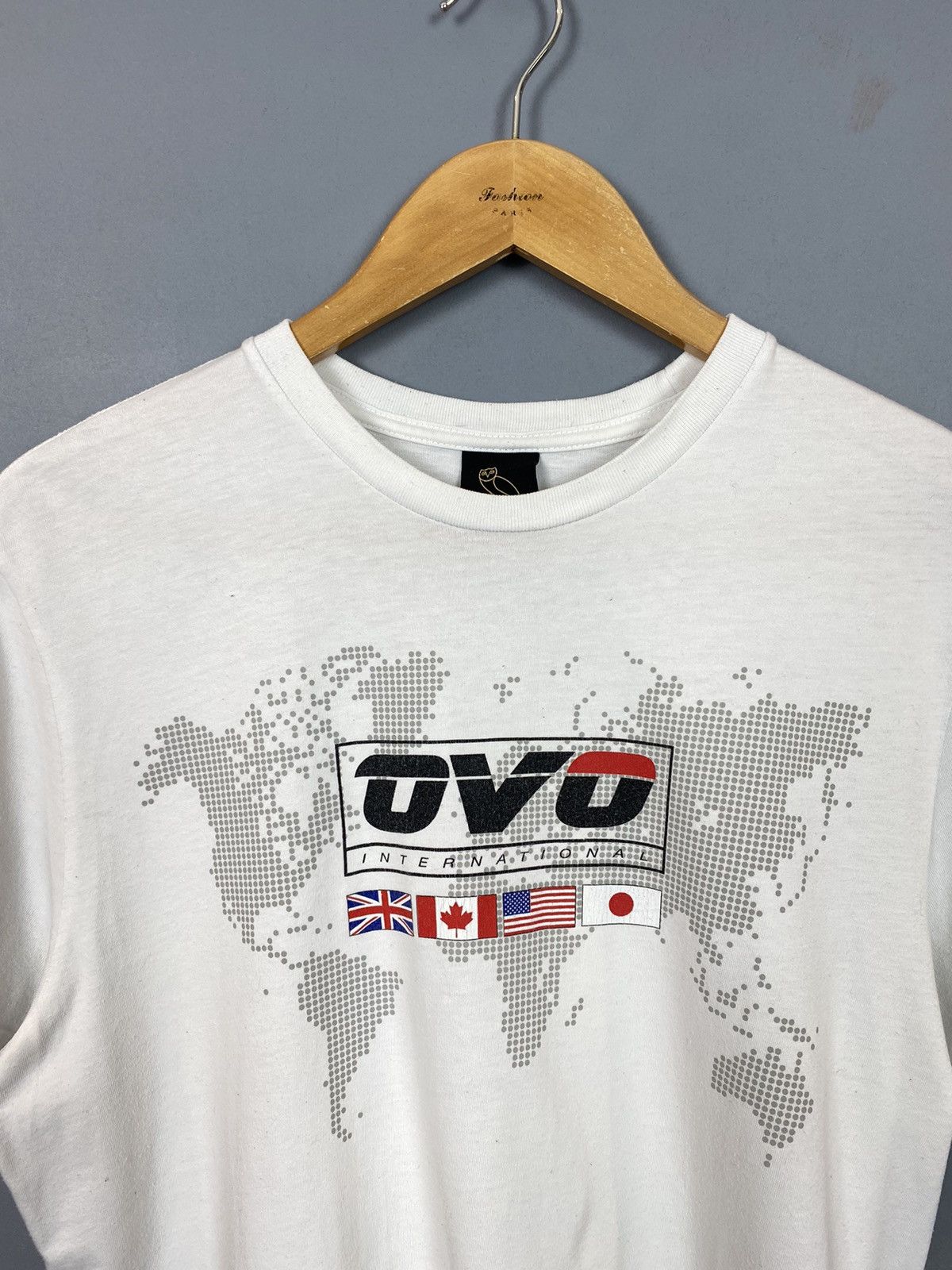 Designer × October's Very Own October's Very Own OVO International T-Shirt Size M White Size US M / EU 48-50 / 2 - 2 Thumbnail