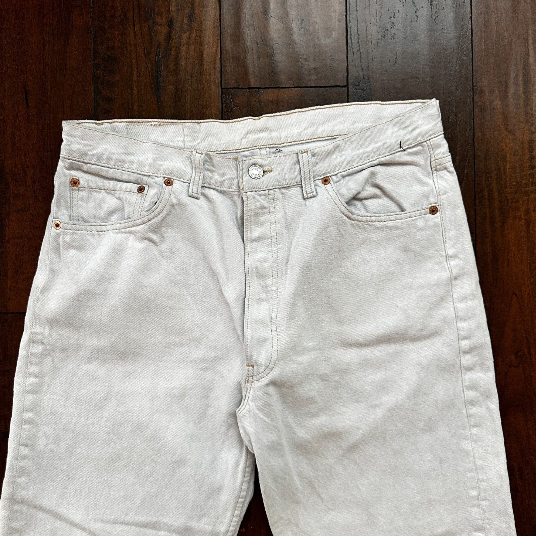 Levi's VINTAGE Levi's 501 Jeans Denim Button Fly 90s Theme Mens Regular 36 White Grey Inseam 30 Vintage Classic Straight 501 XX Size US 36 / EU 52 - 2 Thumbnail