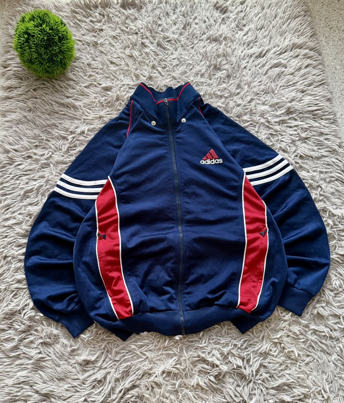 Adidas 00s Adidas Light Jacket Streetwear Vintage Big Logo Rare Size US L / EU 52-54 / 3 - 7 Thumbnail