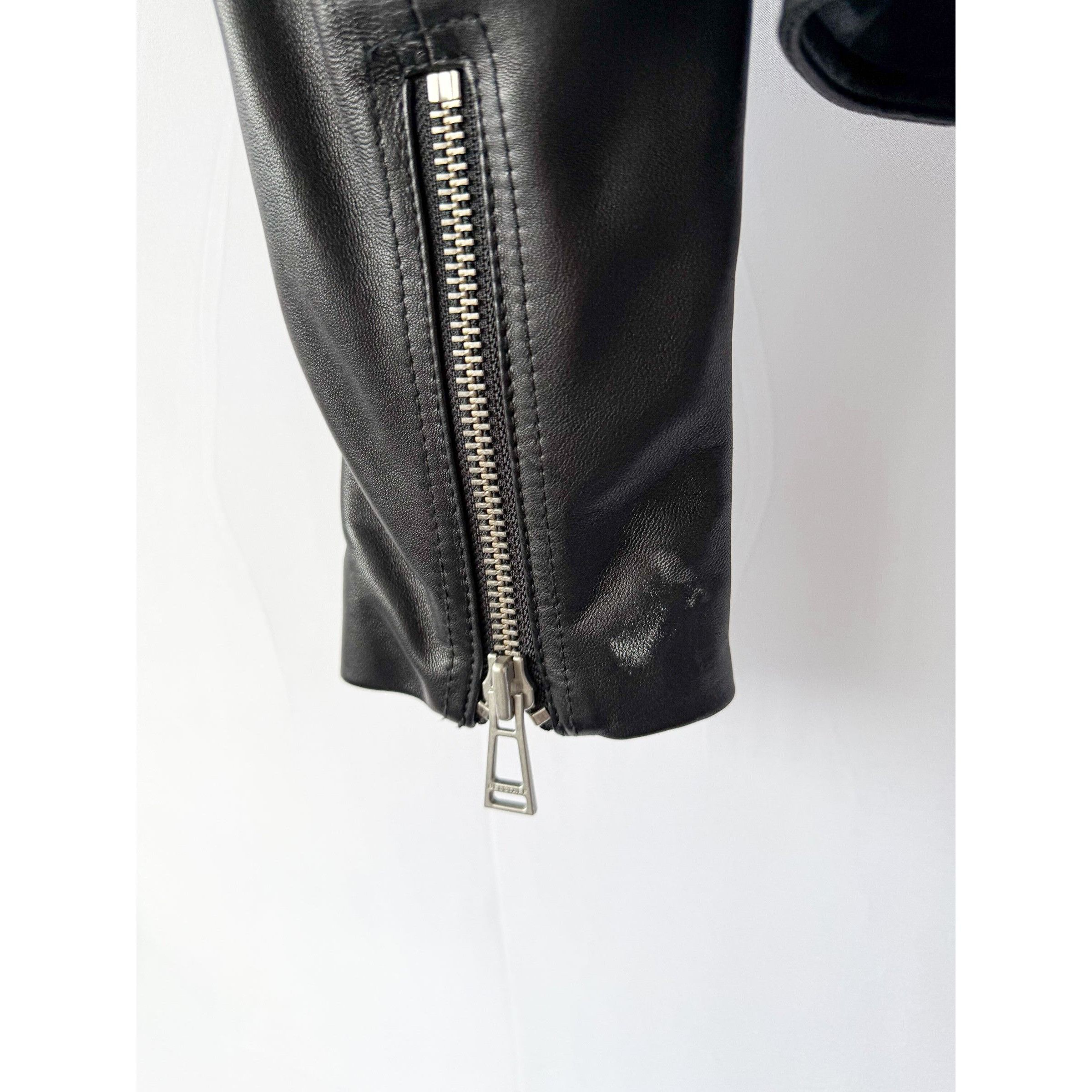 Belstaff Belstaff Black Leather Marianne Biker Jacket Size S / US 4 / IT 40 - 6 Thumbnail