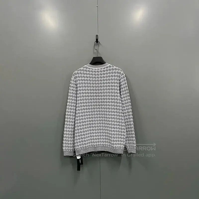 Fendi Fendi Light Gray Wool Long Sleeve Knitted Top . Size XXS / US 00 / IT 34 - 3 Thumbnail