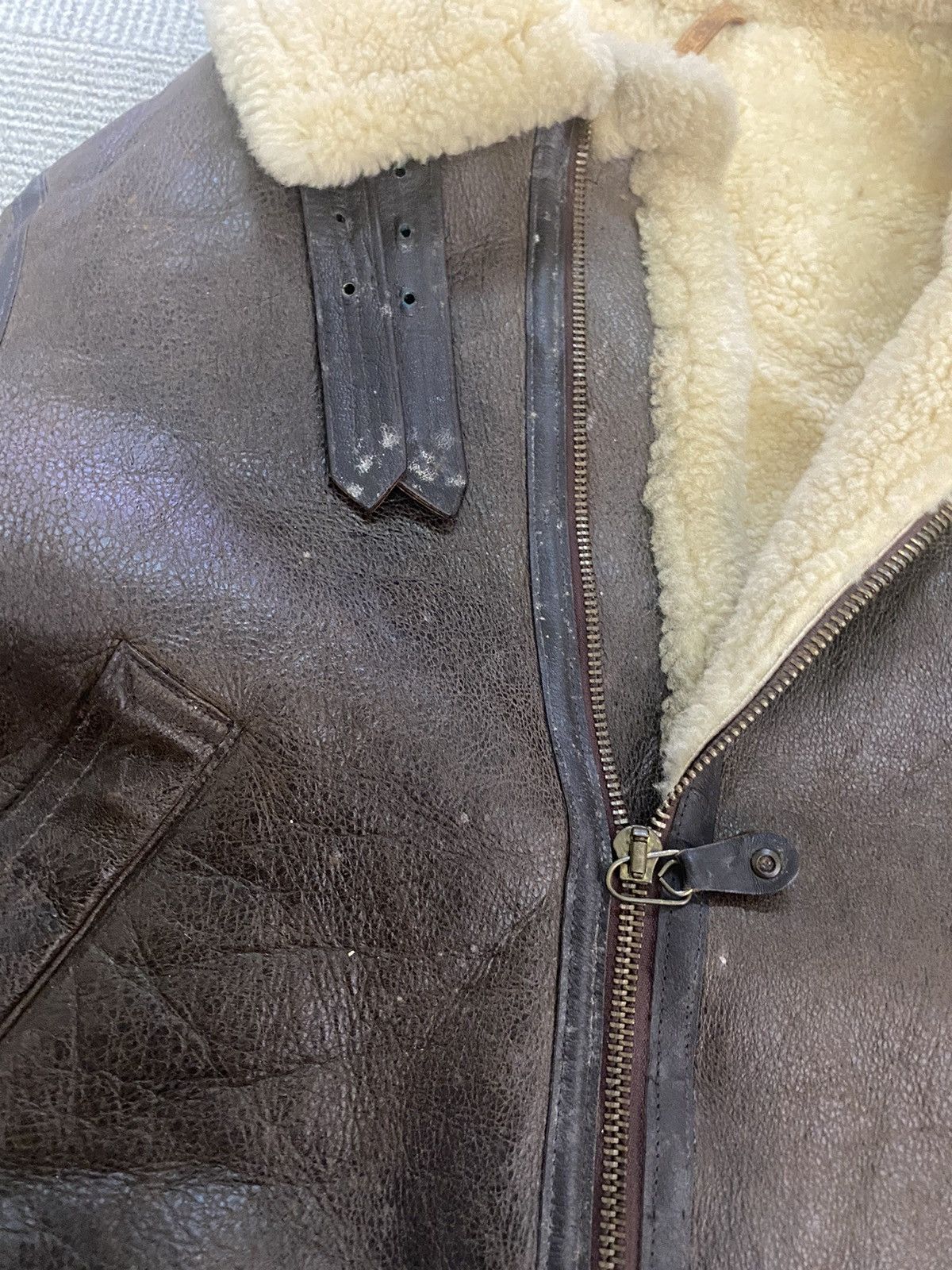 Avirex Vintage Avirex B-3 Sheepskin Flight Leather Jacket Shearling Size US L / EU 52-54 / 3 - 6 Thumbnail