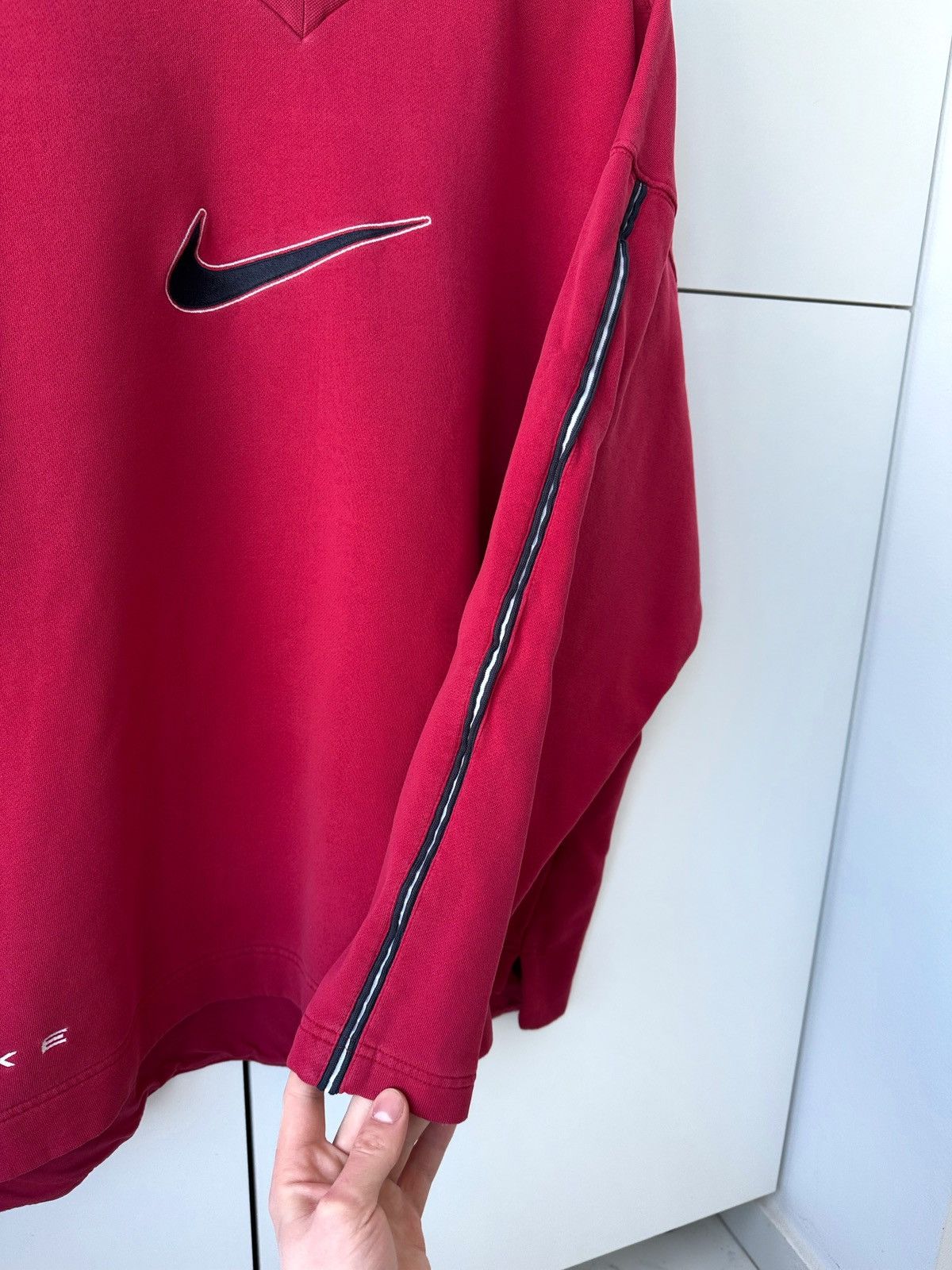 Nike Vintage 90’s Nike Y2k Big Swoosh Sweatshirt Size US L / EU 52-54 / 3 - 4 Thumbnail
