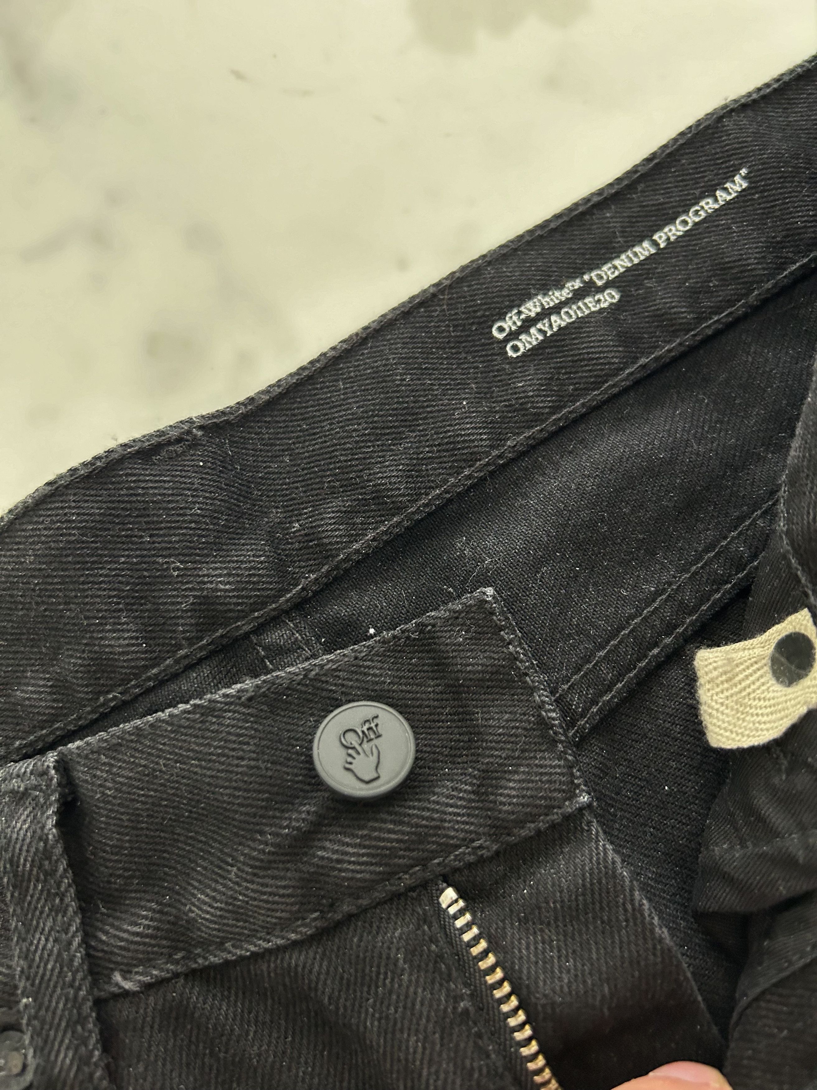Off-White Off-White „Program Denim“ (OMYA011E20) Size US 32 / EU 48 - 2 Thumbnail