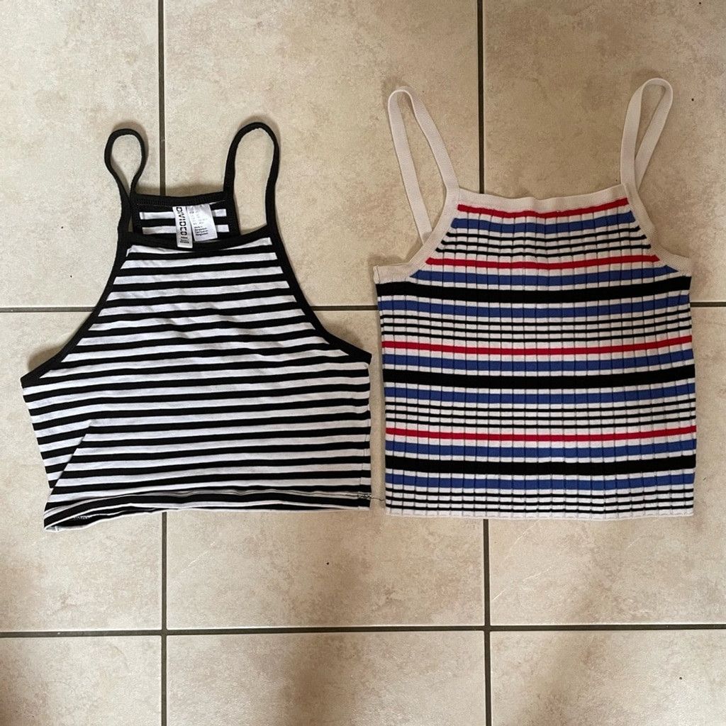 Divided 2 Small H&M Divided Stripped Crop Tops Size XS / US 0-2 / IT 36-38 - 1 Thumbnail