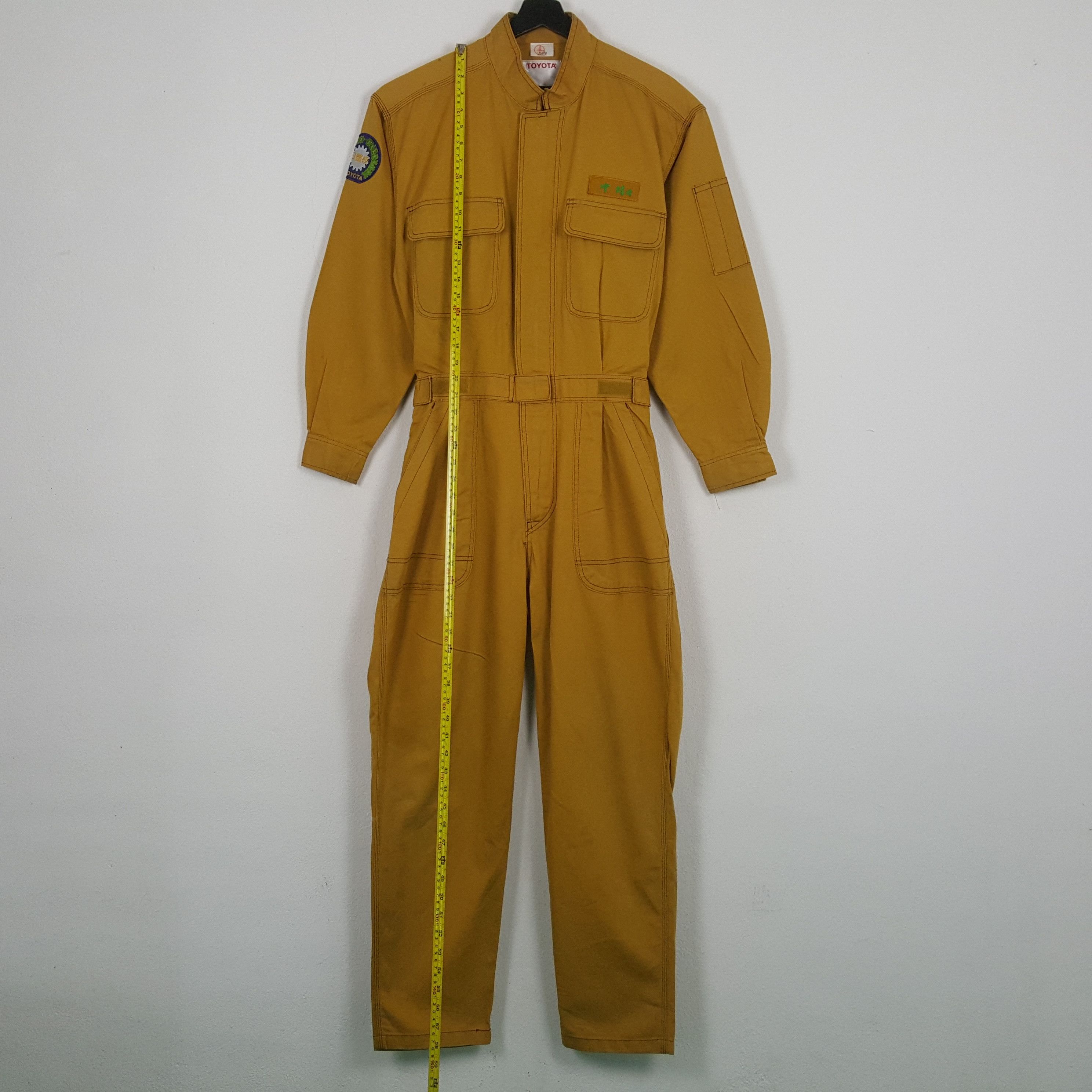 Japanese Brand Toyota Engineering College Motorsports Coverall RR20 Size US M / EU 48-50 / 2 - 7 Thumbnail