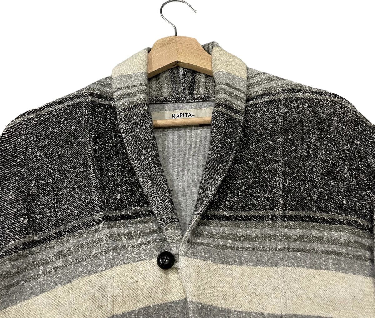 Kapital Vintage Kapital Native Design Buttons Made In Japan Jacket Size US S / EU 44-46 / 1 - 9 Thumbnail