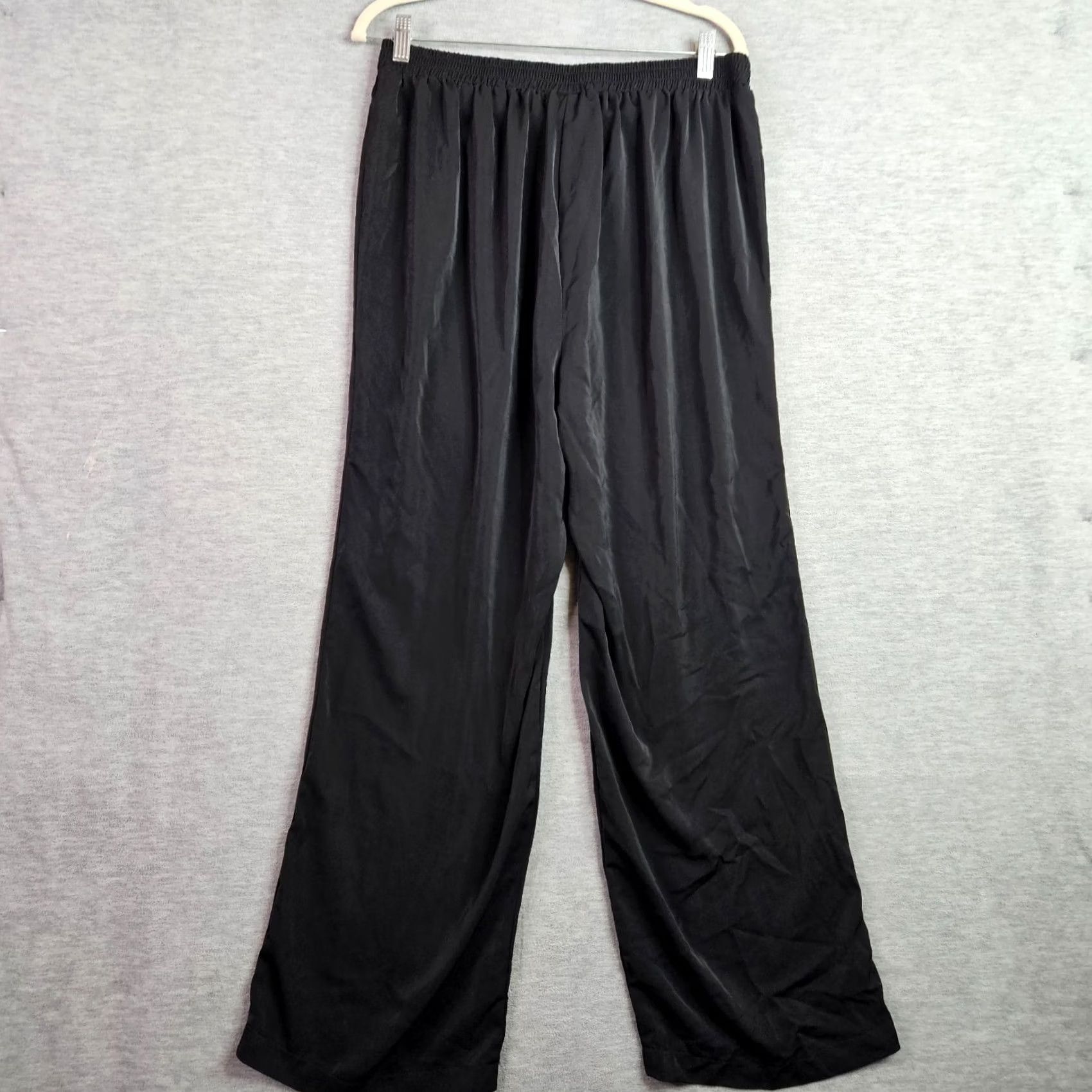Vintage SOHO Women’s Black Wide Leg Pleated Pants Size 1X Elastic Waist Tie Front Pants Women 1X Black Tie Front Casual Office Wear Size 40" / US 18 - 2 Thumbnail