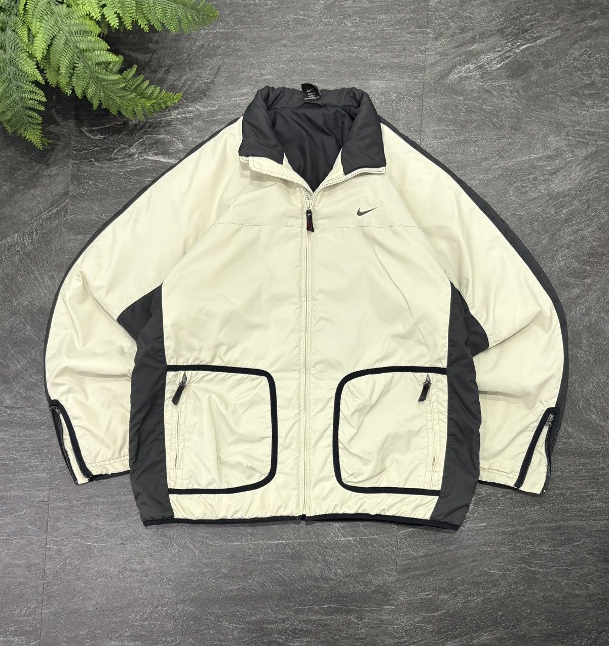 Nike 90s Nike Vintage Oversized Retro Down Jacket Swoosh Logo Size US M / EU 48-50 / 2 - 1 Thumbnail