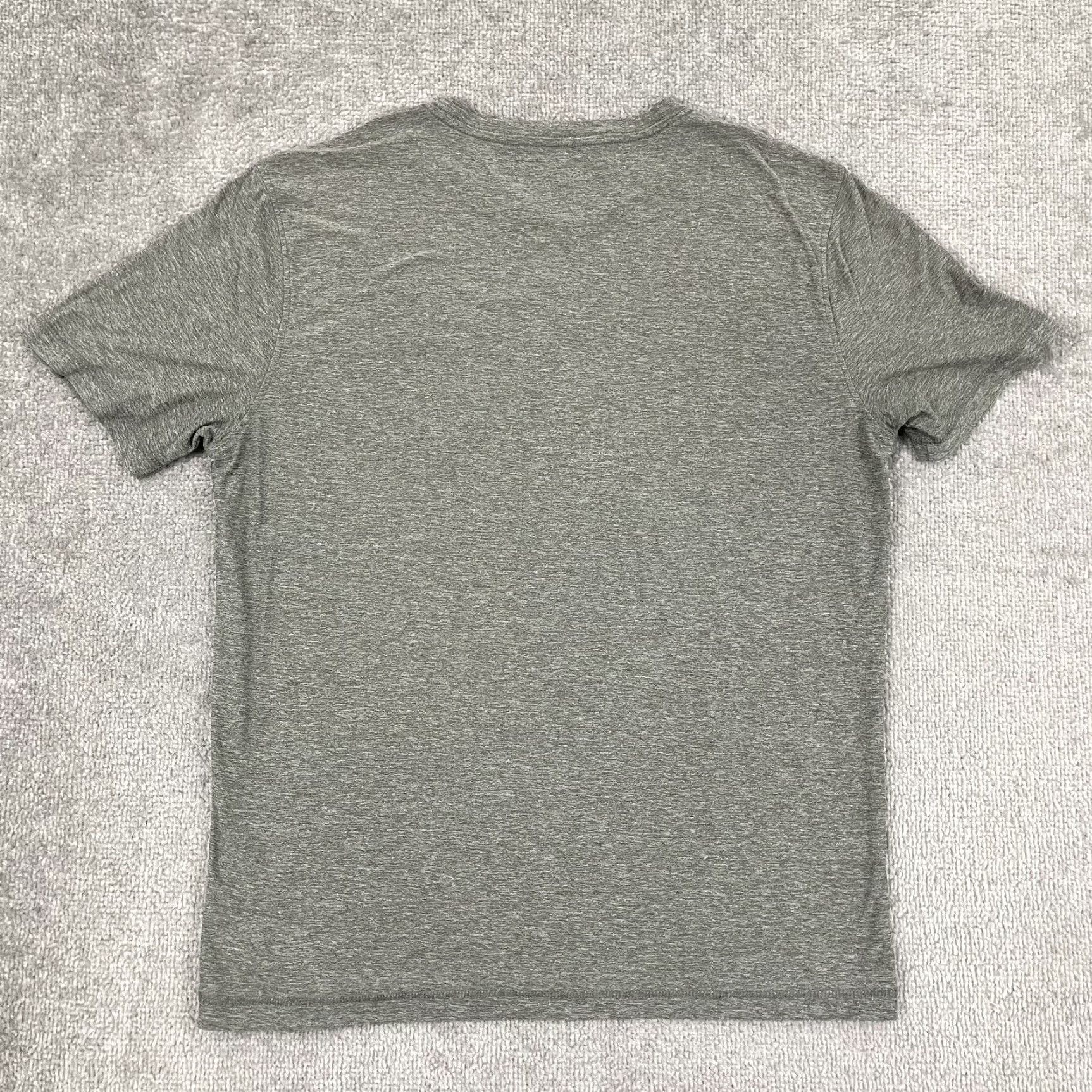 Vuori Vuori Strato Tech Shirt Mens Large Gray Performance Active Fitness Gym Short Sleeve Logo Vintage: No Size US L / EU 52-54 / 3 - 5 Thumbnail