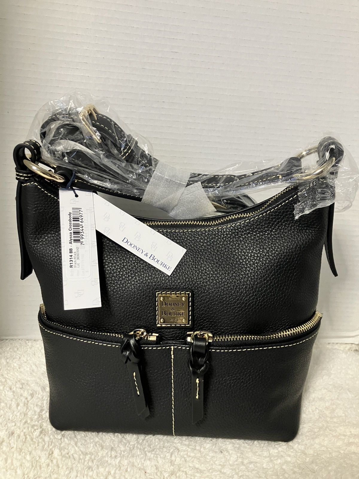 Dooney & Bourke Leather Handbag Dooney & Bourke Size ONE SIZE - 4 Thumbnail