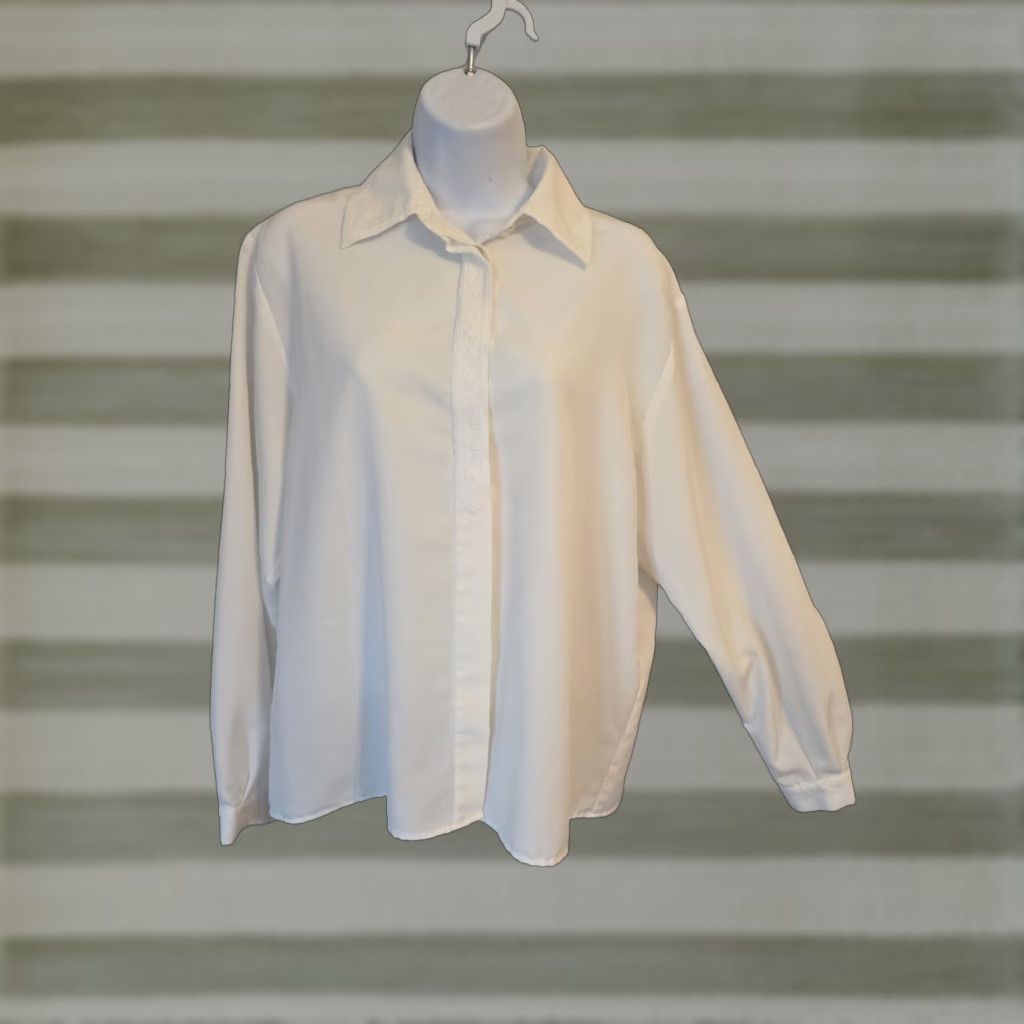 Vintage VINTAGE Koret White Embroidered Trim Button Up Top Blouse Shirt Womens Size 12 1980s 90s 80s Polyester Size XL / US 12-14 / IT 48-50 - 1 Thumbnail