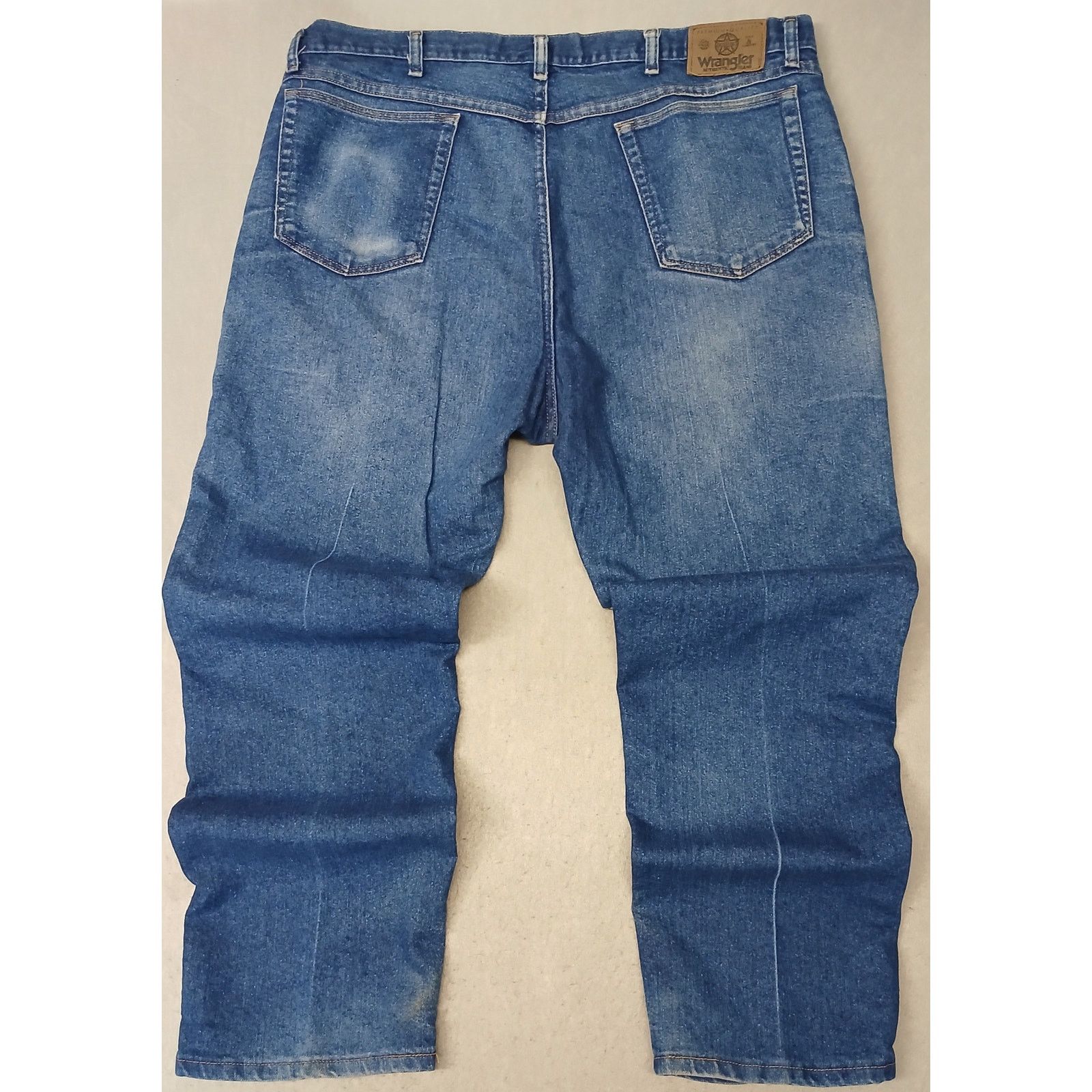 Wrangler Wrangler (40x30) Men's Relaxed Fit Straight Blue Denim Jeans Size US 40 / EU 56 - 7 Thumbnail