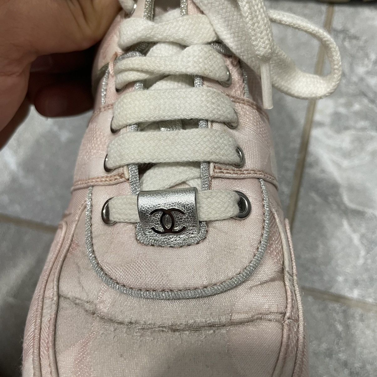 Chanel 37.5 Chanel Interlocking CC Trainer pink shoes sneakers glit Size US 7.5 / IT 37.5 - 4 Thumbnail