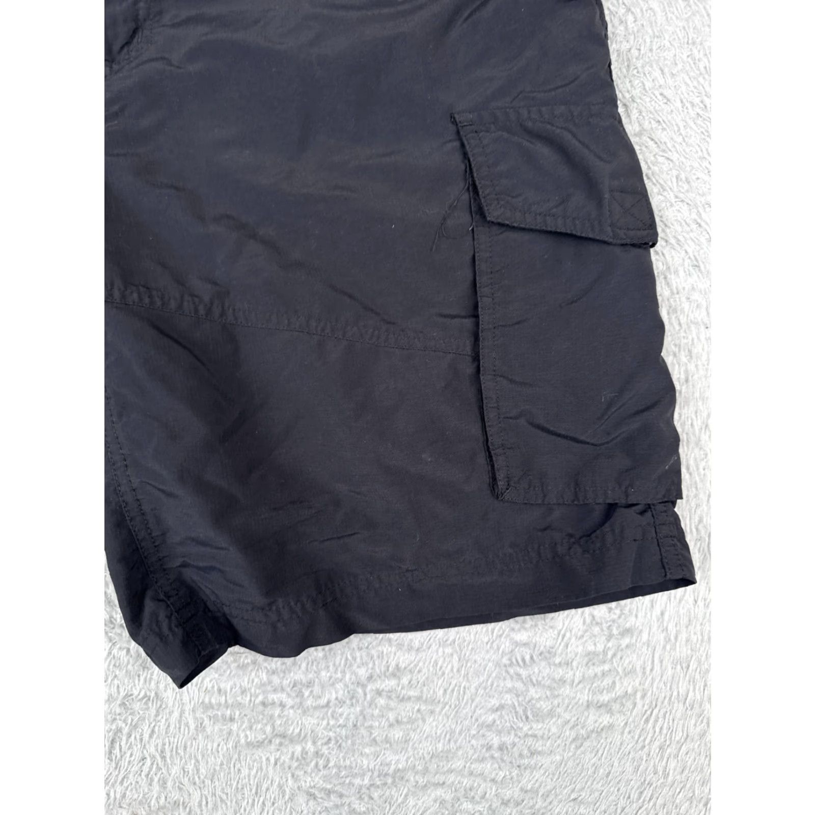 Vintage Columbia Men’s Cargo Shorts 38 Black Nylon 100% Nylon Cargo Pocket Belted Pockets Inseam 10 Comfort Size US 38 / EU 54 - 2 Thumbnail