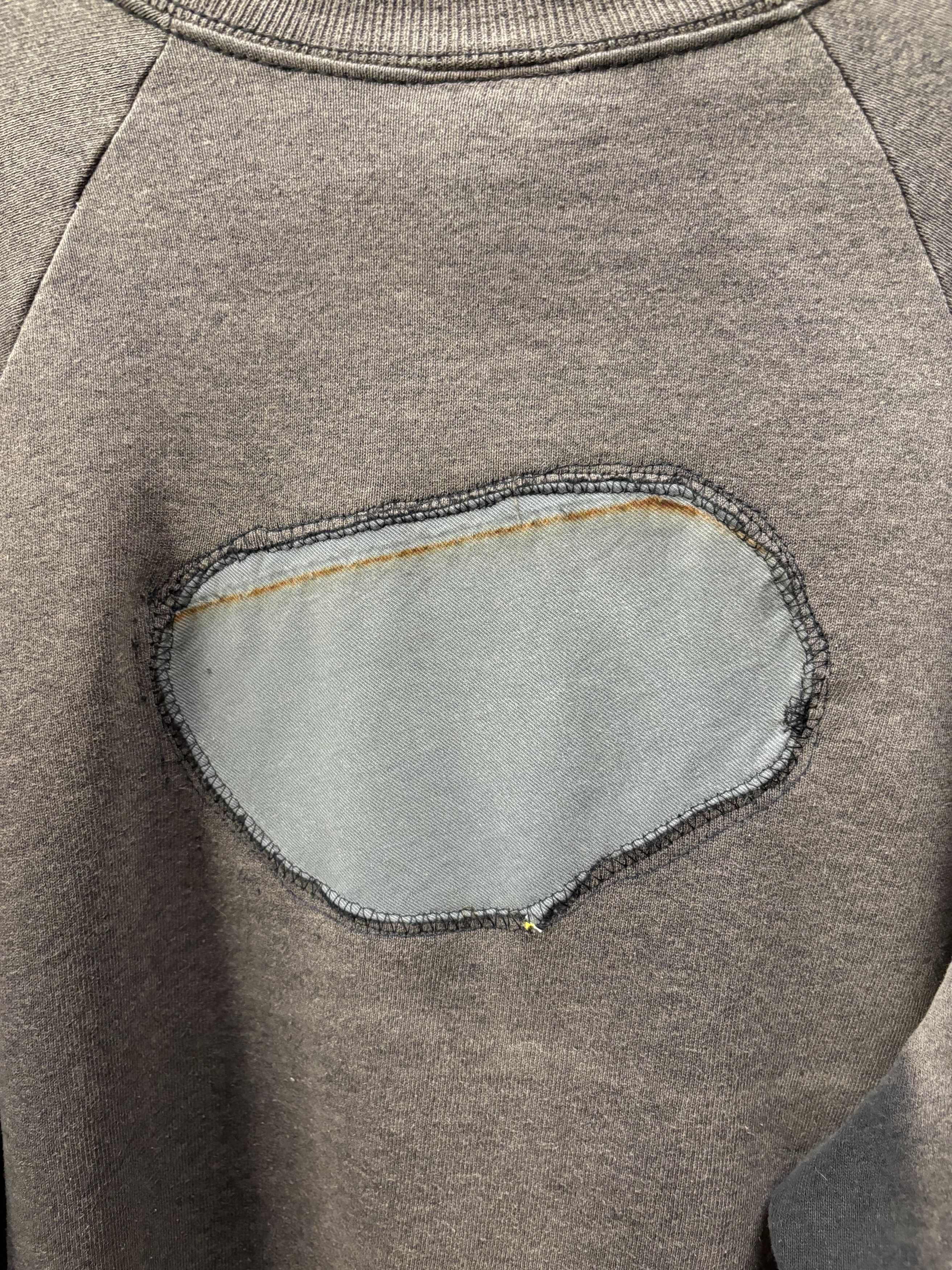Vintage Vintage Faded Repaired Screen Stars Sweatshirt Size US L / EU 52-54 / 3 - 12 Thumbnail