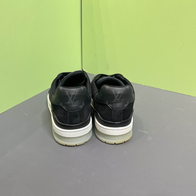 Louis Vuitton Louis Vuitton Men's Fashion Low-Top Trainer Shoes -2508 Size US 8 / EU 41 - 3 Thumbnail