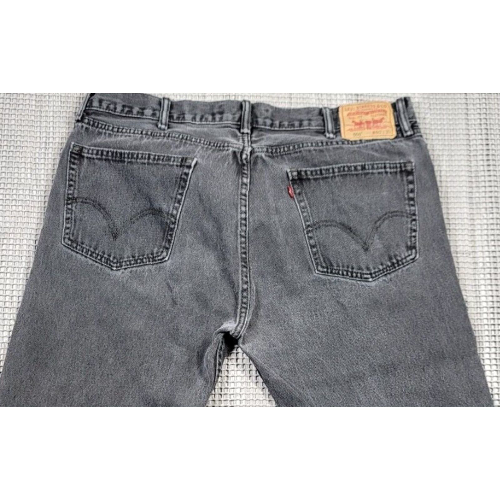Levi's VINTAGE Levi's 505 Jeans Mens 40x30 Black Distress Straight Leg Y2K Denim Shirt? Size US 40 / EU 56 - 4 Thumbnail